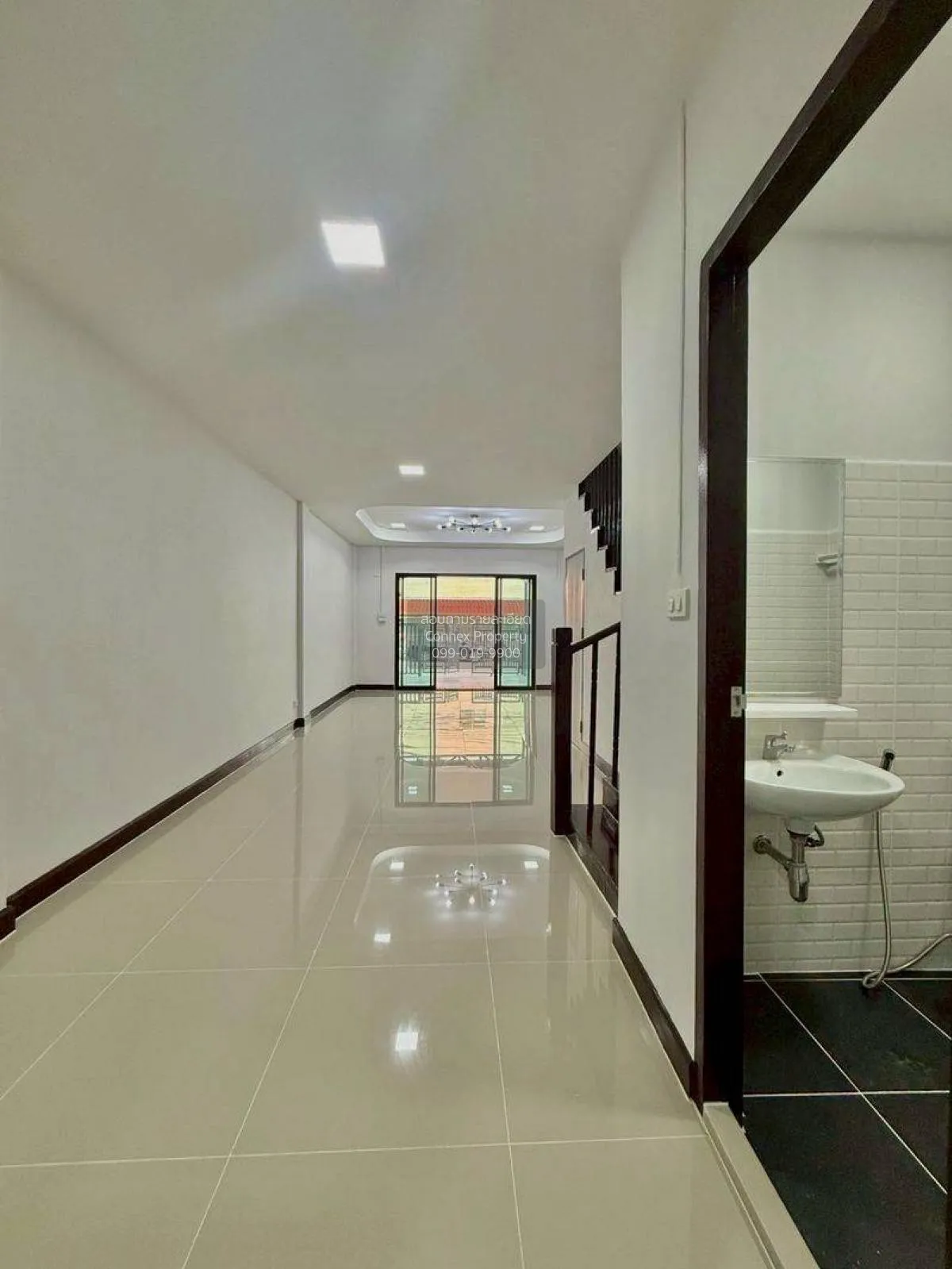 For Sale Townhouse/Townhome  , Piyawararom 2 , newly renovated , 
