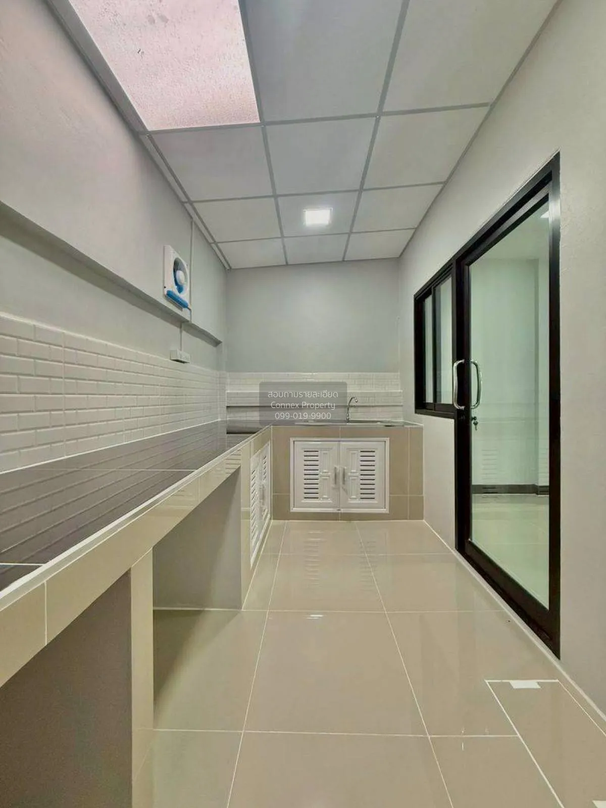 For Sale Townhouse/Townhome  , Piyawararom 2 , newly renovated , 