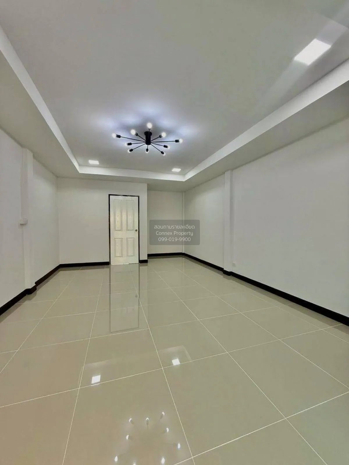 For Sale Townhouse/Townhome  , Piyawararom 2 , newly renovated , 