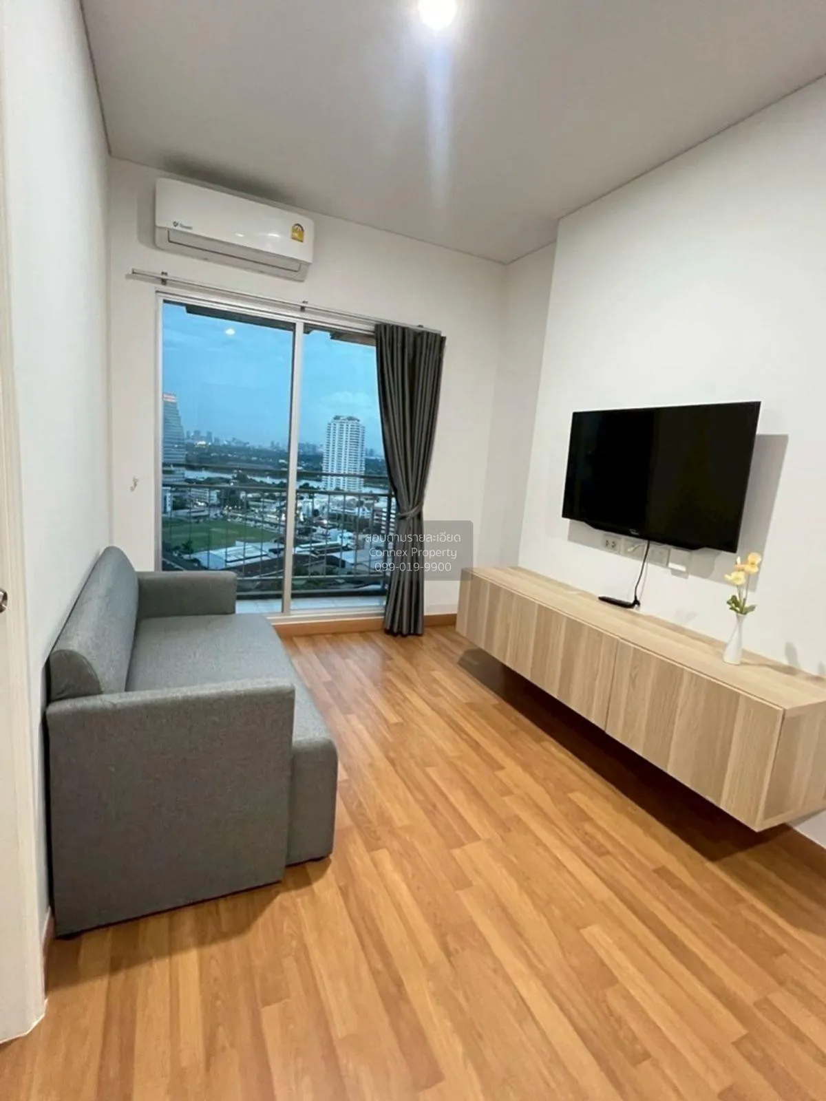 เช่าคอนโด  ลุมพินี เพลส พระราม 3 - ริเวอร์ไรน์ บางโพงพาง เขต ยานน 1