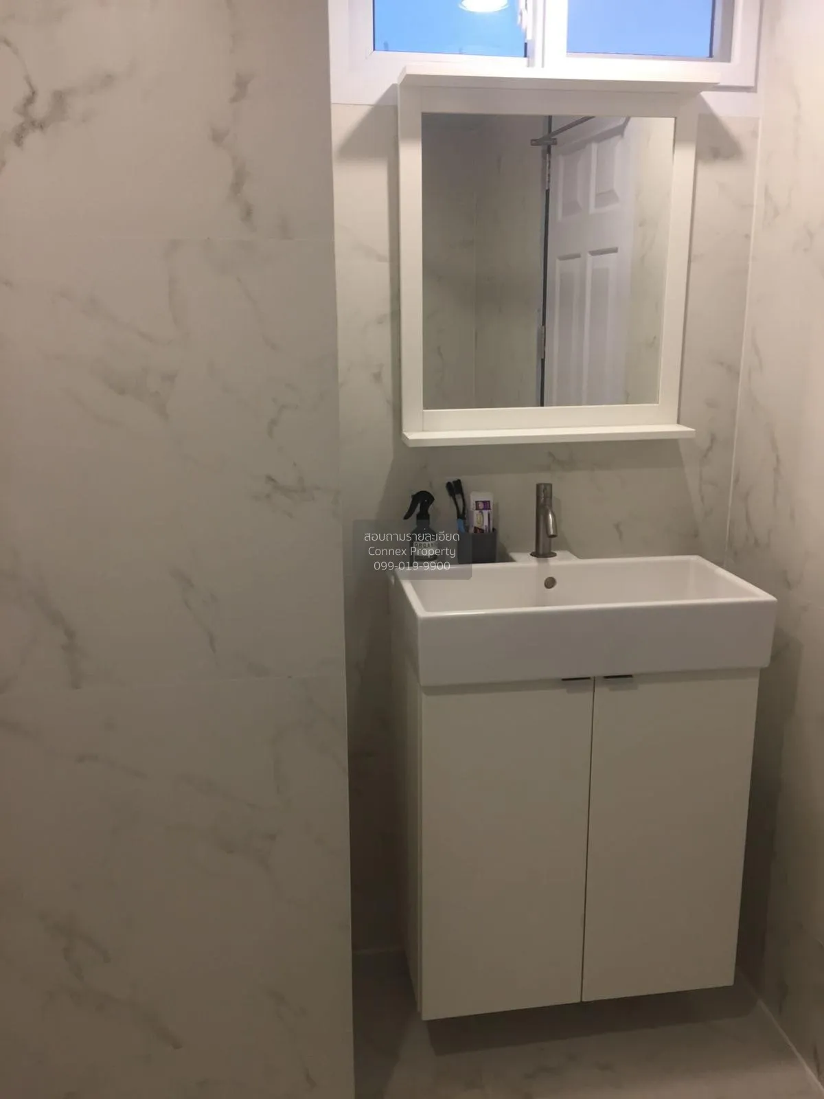 For Rent Condo , Pathumwan Place , corner unit , Wang Mai , Pathu