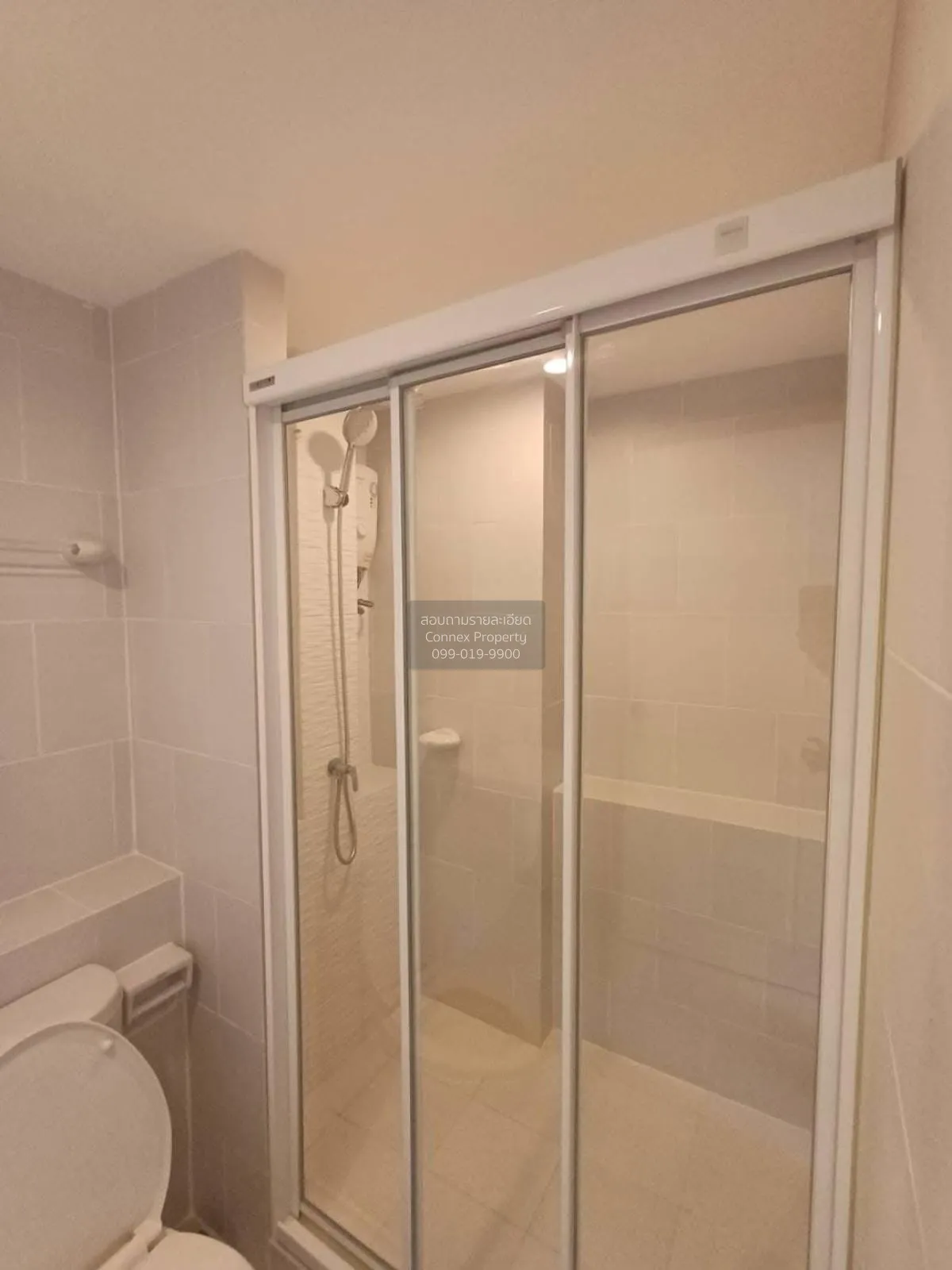 เช่าคอนโด  อิลีเม้นท์ ศรีนครินทร์ MRT-สวนหลวง ร.9 (สายสีเหลือง) ห