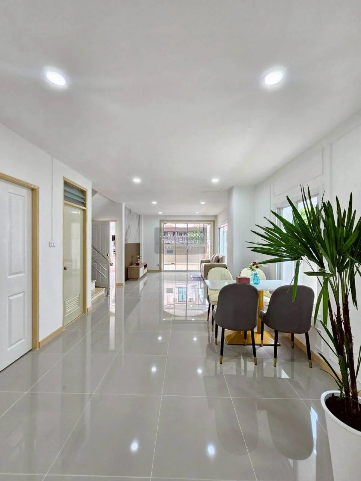 ขายทาวน์เฮ้าส์/ทาวน์โฮม  บ้านสุชา รีโนเวทใหม่ ละหาร บางบัวทอง นนท