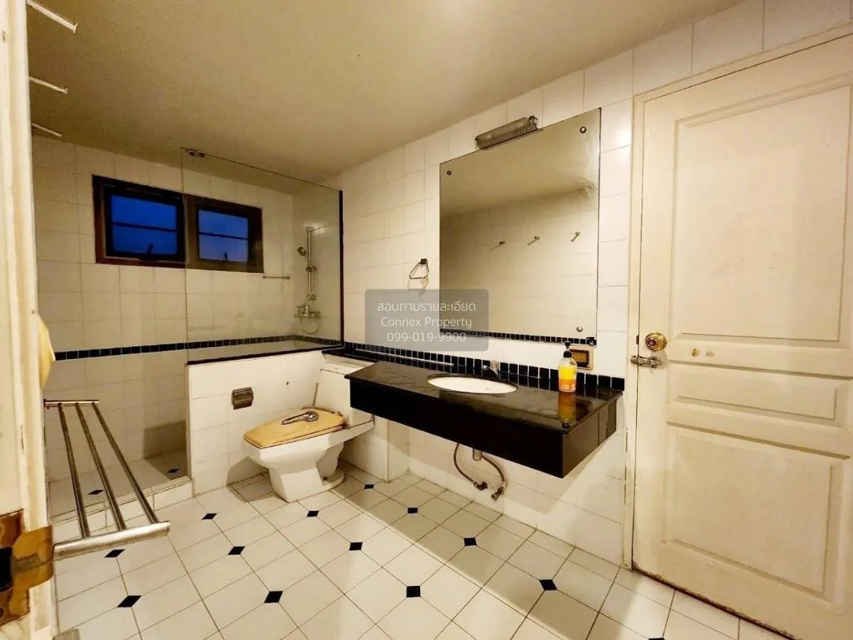 For Sale Condo , Aree Place Sukhumvit 26 , wide frontage , BTS-Ph