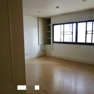 For Sale Condo , Aree Place Sukhumvit 26 , wide frontage , BTS-Phrom Phong , Khlong Tan , Khlong Toei , Bangkok , CX-127532