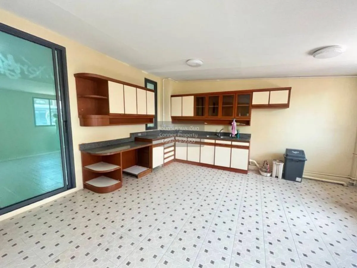 ขายอาคารพาณิชย์ 3 ชั้น ครึ่ง ไชน่าทาวน์ ศาลายา ศาลายา พุทธมณฑล นค