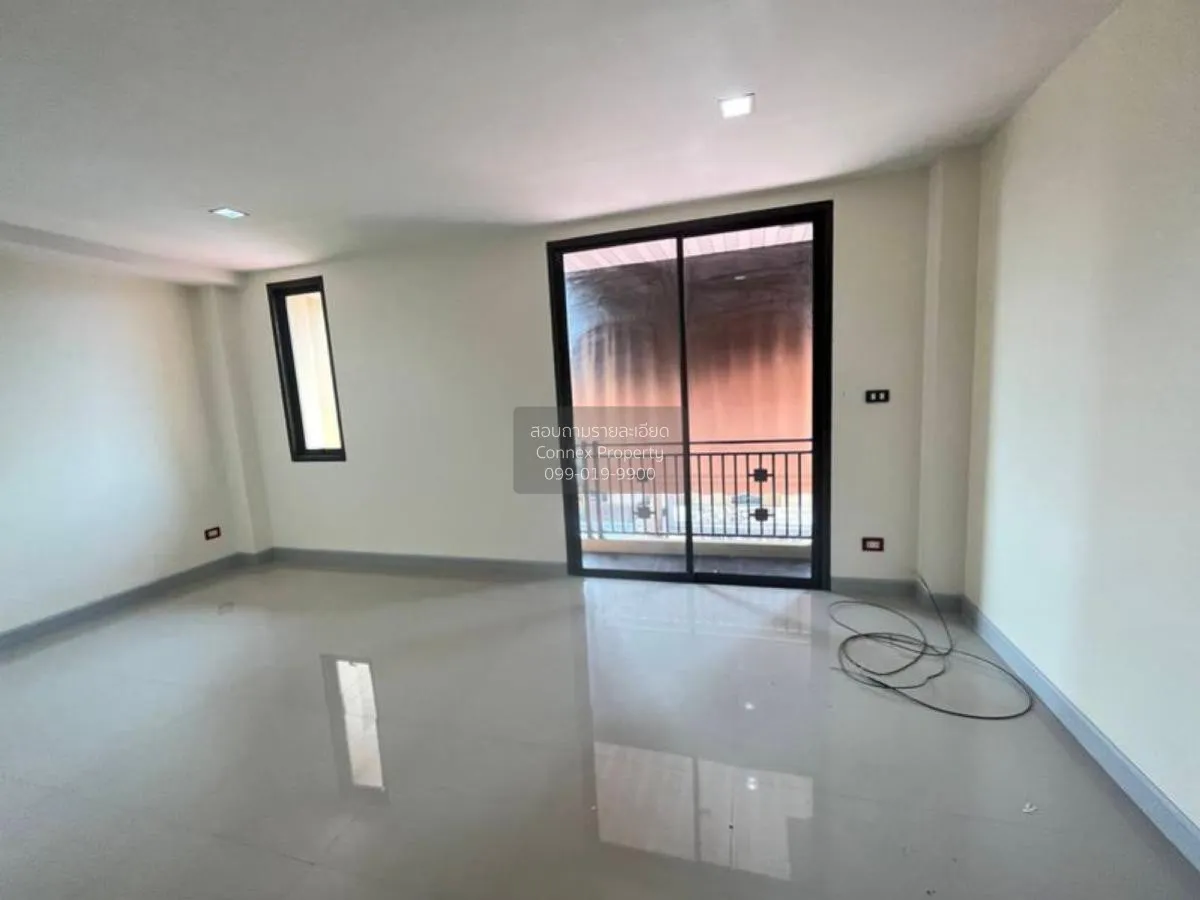 ขายอาคารพาณิชย์ 3 ชั้น ครึ่ง ไชน่าทาวน์ ศาลายา ศาลายา พุทธมณฑล นค