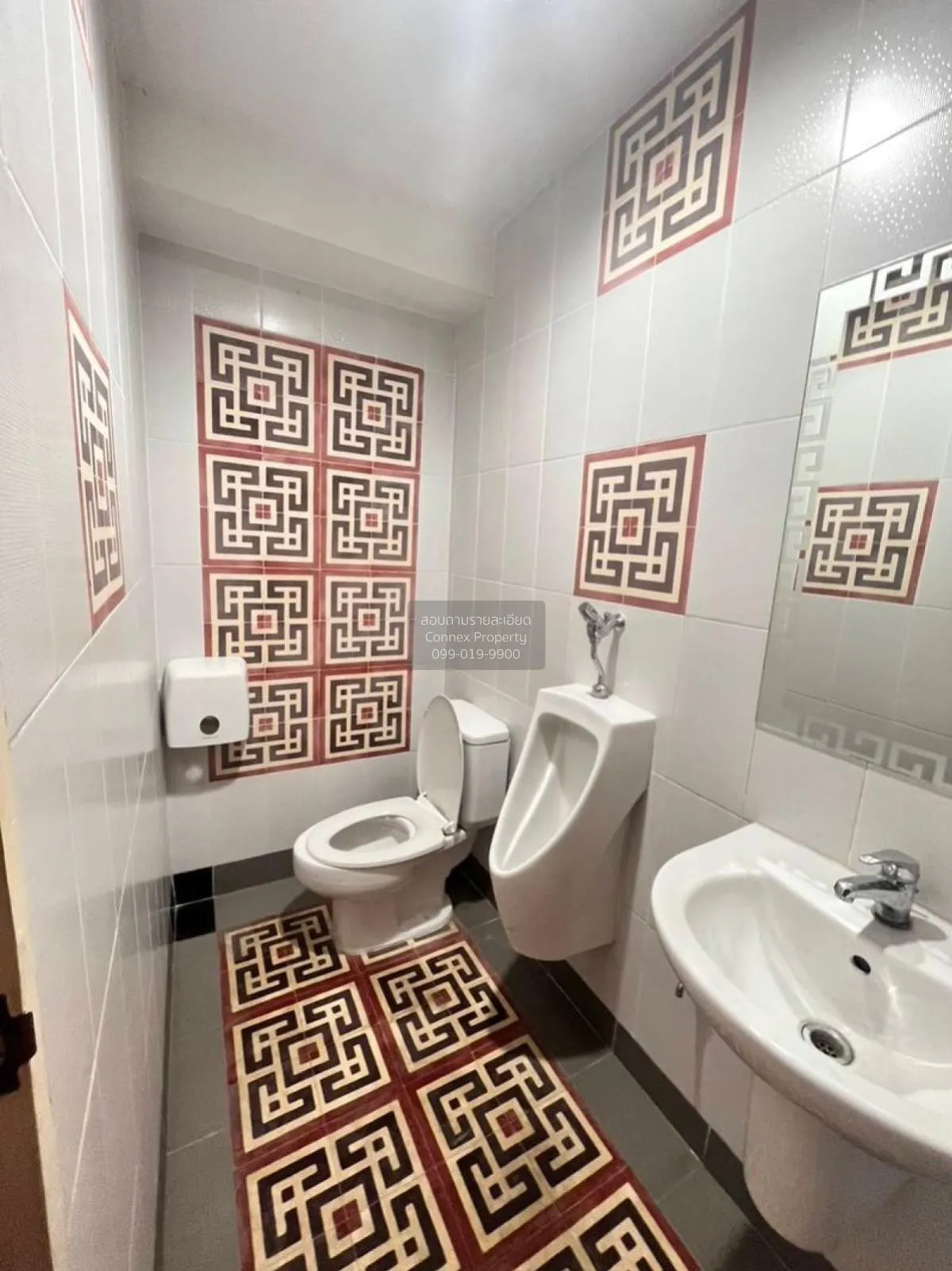 ขายอาคารพาณิชย์ 3 ชั้น ครึ่ง ไชน่าทาวน์ ศาลายา ศาลายา พุทธมณฑล นค