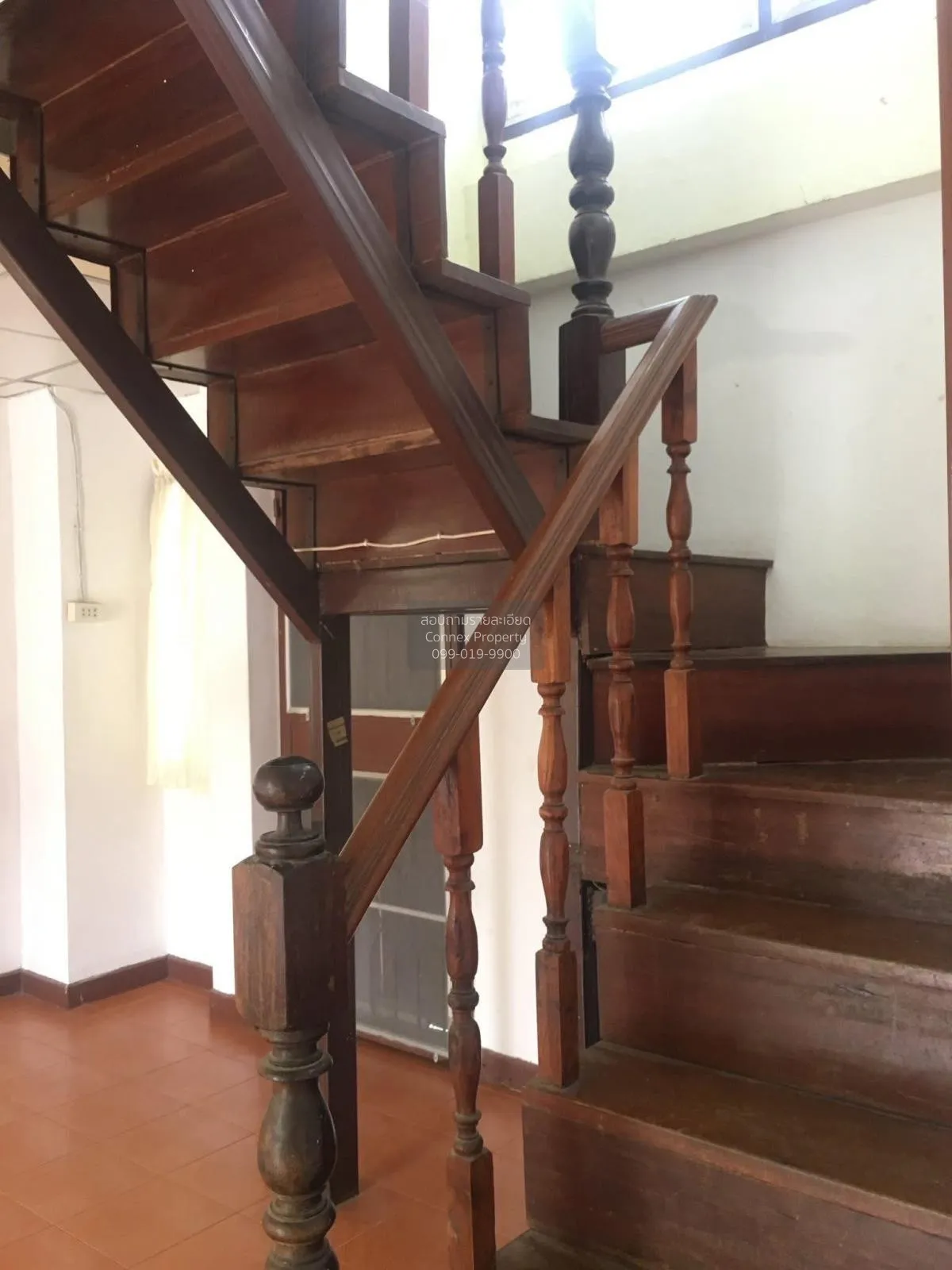 For Sale House , Saithip Songprapa 18 , corner unit , Si Kan , Do 2