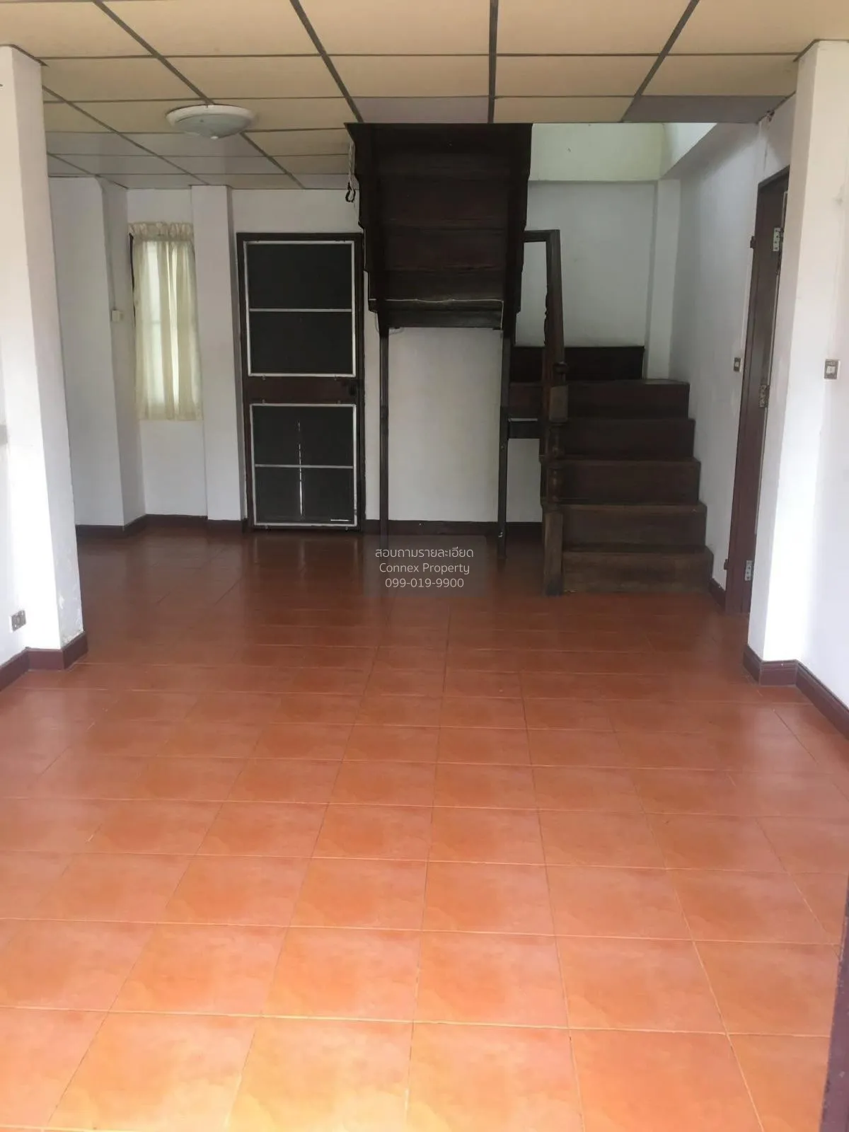 For Sale House , Saithip Songprapa 18 , corner unit , Si Kan , Do 4