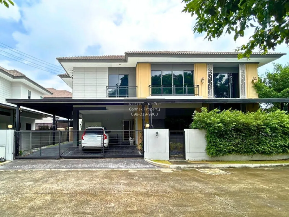 For Sale House , Chewarom Nakhon In , corner unit , wide frontage 2