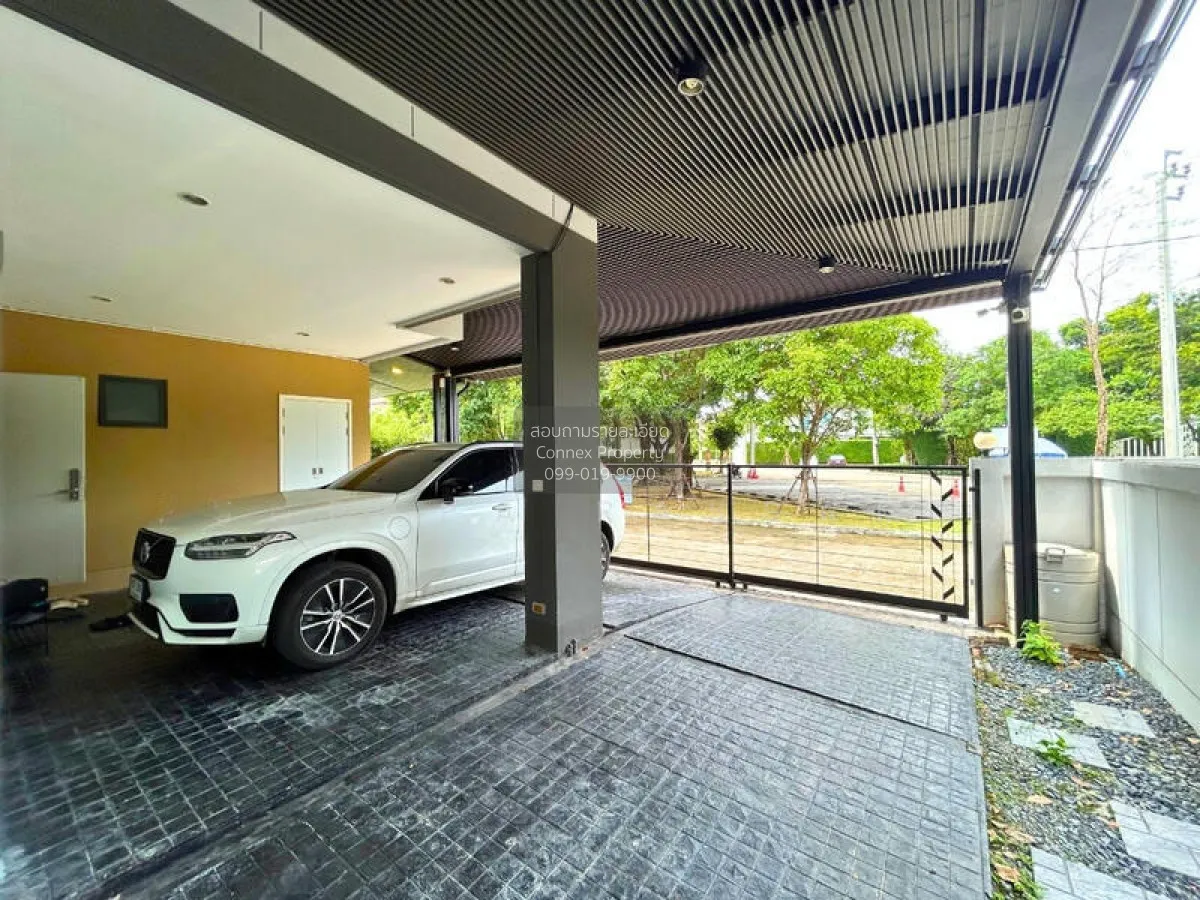 For Sale House , Chewarom Nakhon In , corner unit , wide frontage 4