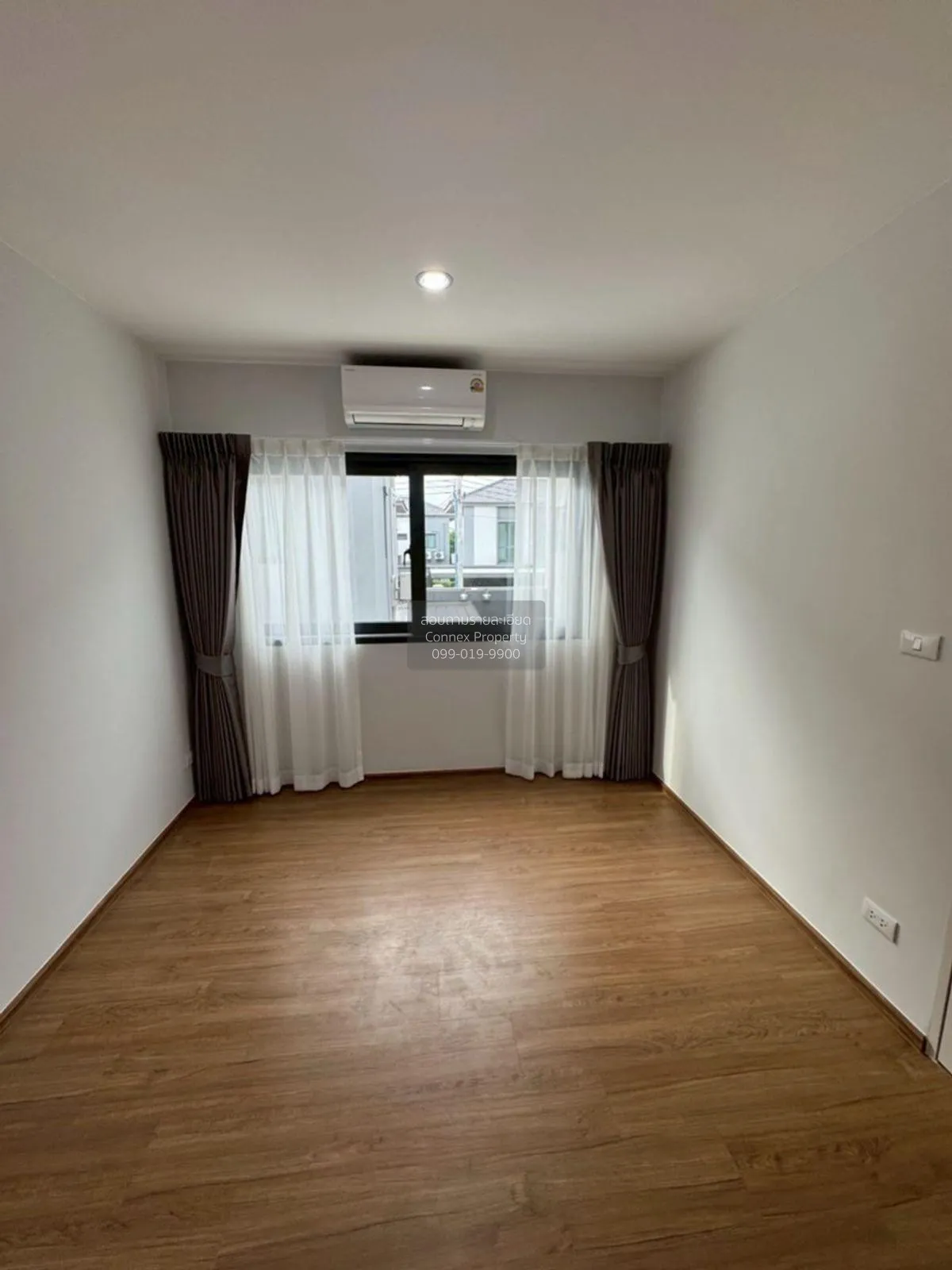 For Rent Townhouse/Townhome  , Baan Klang Mueng North Ratchapruek