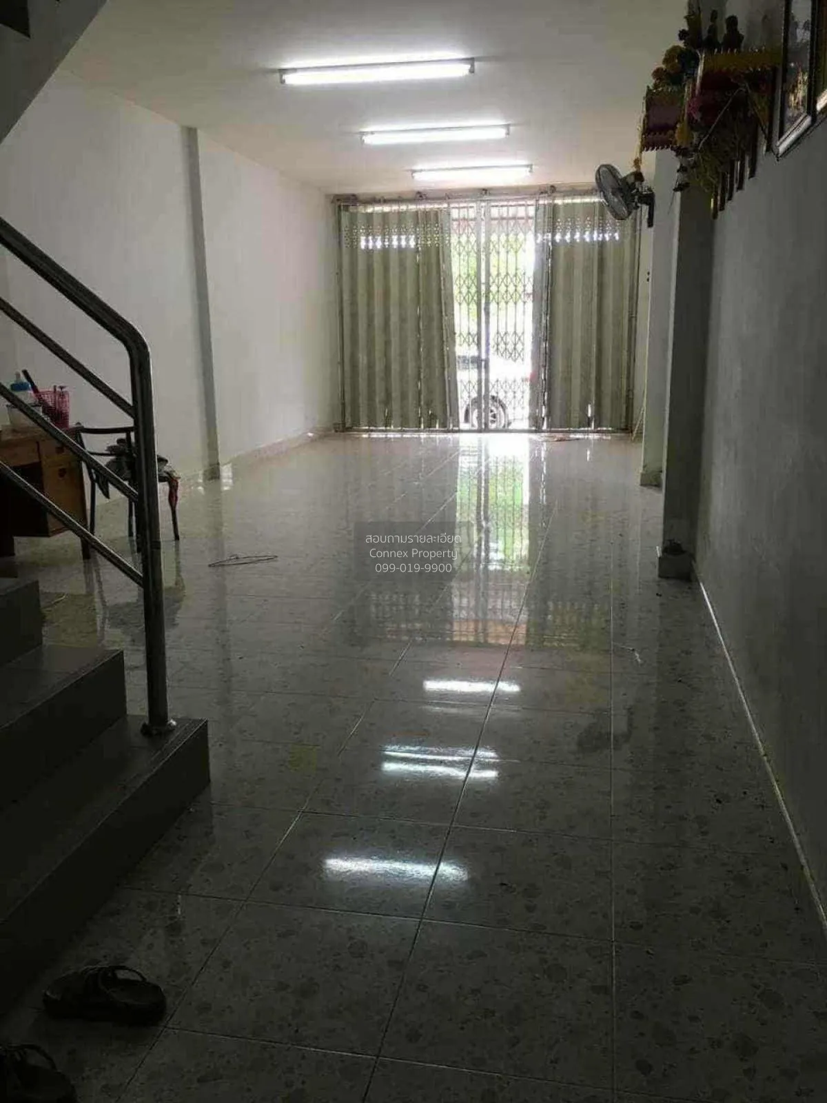 For Sale 2-storey commercial building, Khuhasawan Subdistrict, Mu