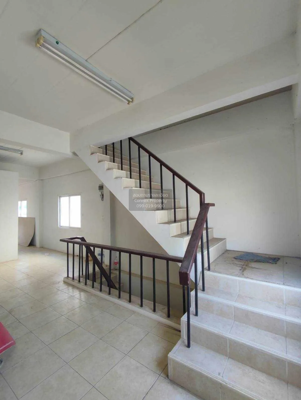 ขายอาคารพาณิชย์  สารินซิตี้ พระราม 2 โคกขาม เมืองสมุทรสาคร สมุทรส