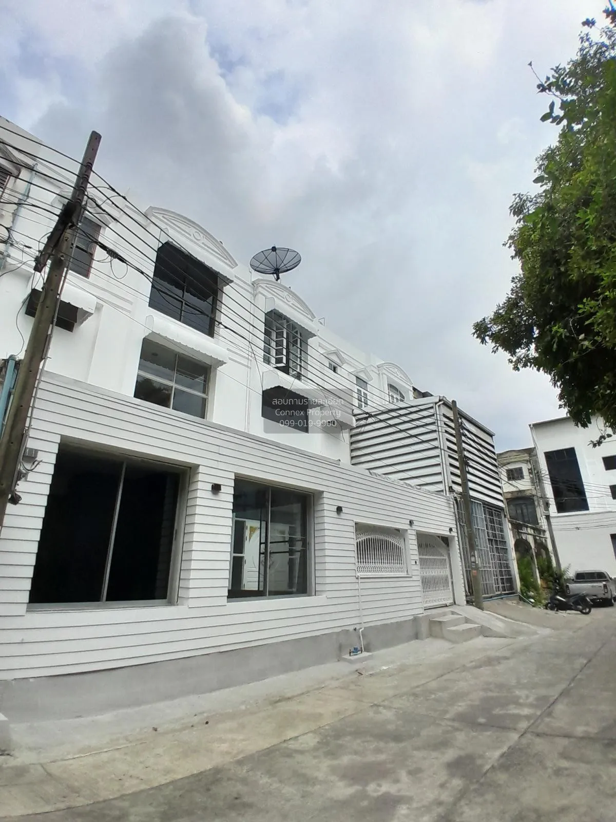For Sale Townhouse/Townhome  , Ban rama 9 , Bang Kapi , Huai Khwa 2