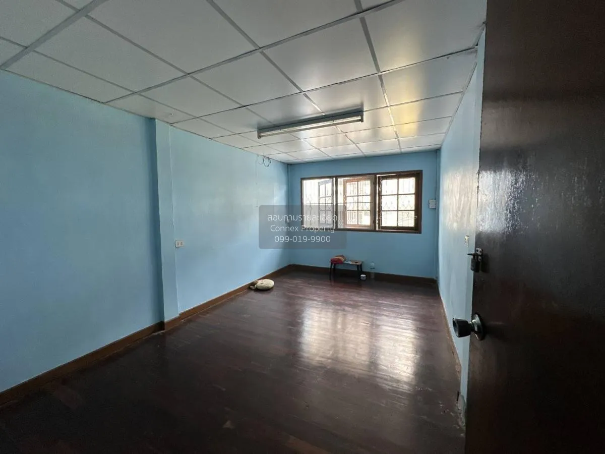 ขายทาวเฮ้าส์ 2 ชั้น ซอย 15 ติวานนท์ 29 บางกระสอ เมืองนนทบุรี นนทบ