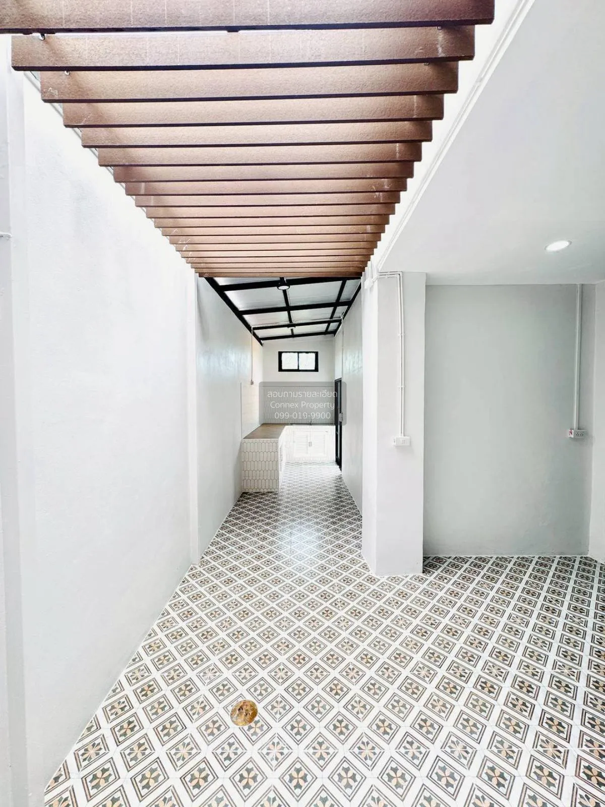 ขายทาวน์เฮ้าส์/ทาวน์โฮม  บ้านบัวทอง 4 บ้านกล้วย-ไทรน้อย รีโนเวทให