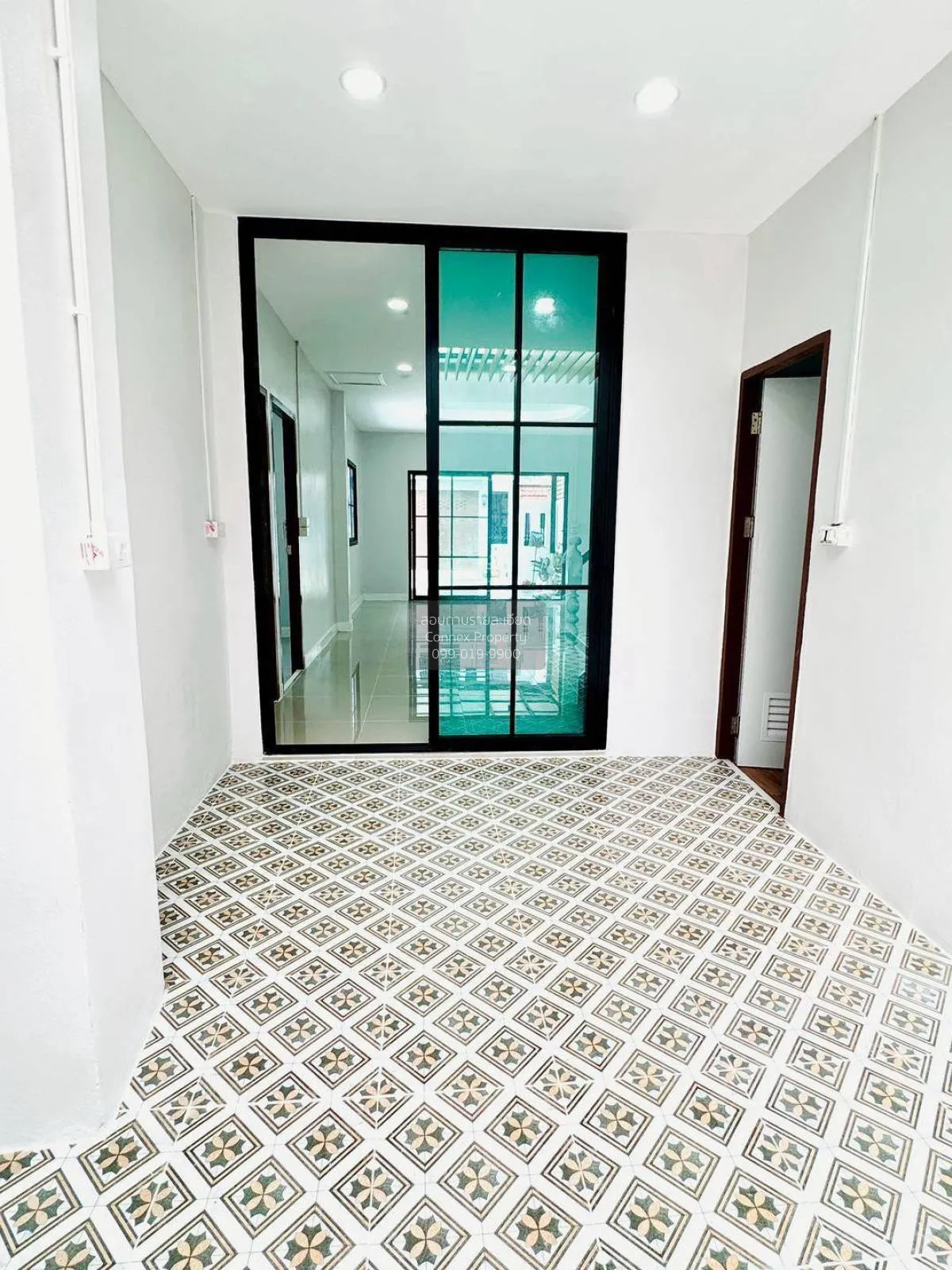 ขายทาวน์เฮ้าส์/ทาวน์โฮม  บ้านบัวทอง 4 บ้านกล้วย-ไทรน้อย รีโนเวทให