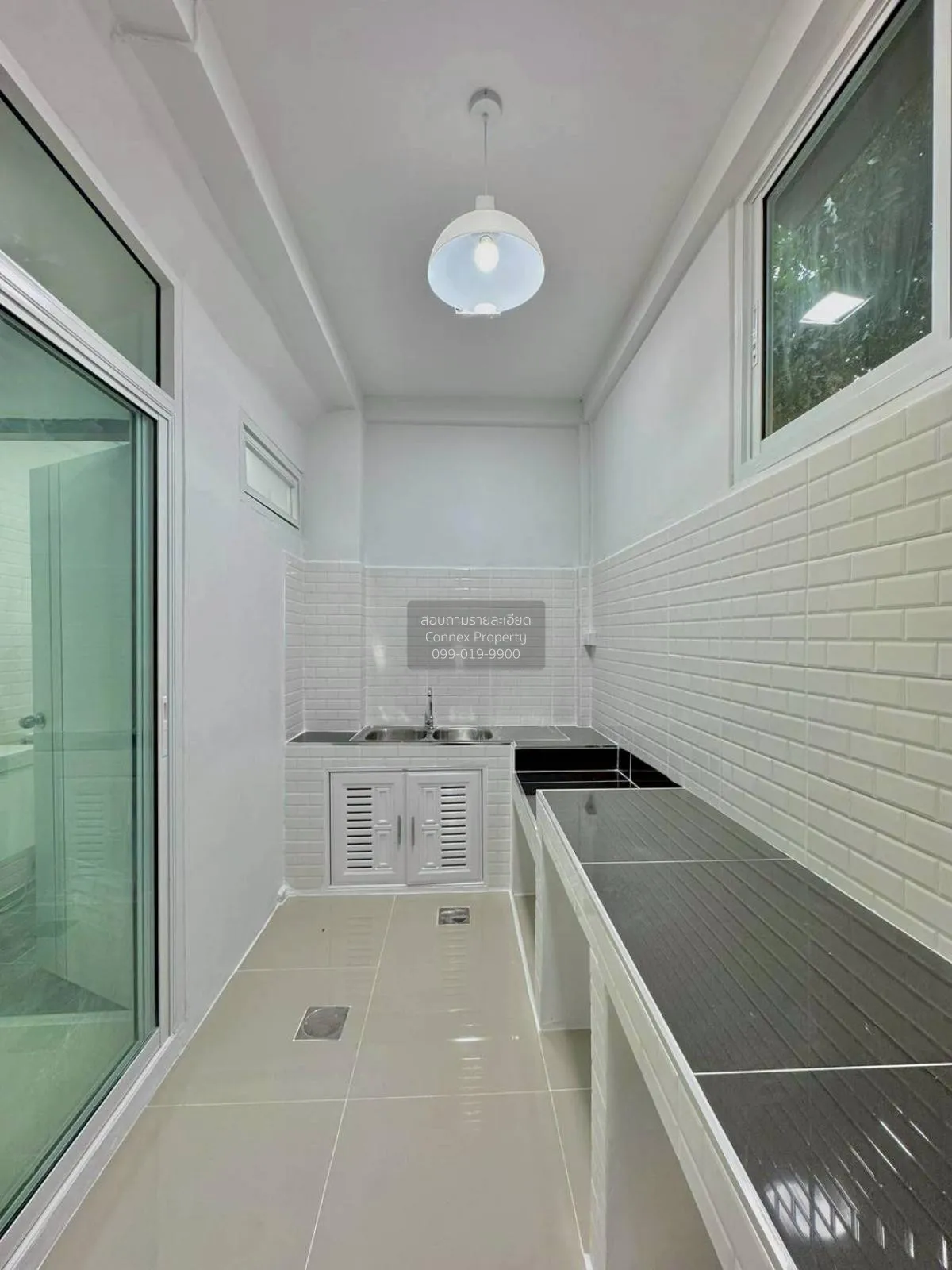 ขายทาวน์เฮ้าส์/ทาวน์โฮม  ปิยวรารมย์ 2 รีโนเวทใหม่ ไทรน้อย ไทรน้อย