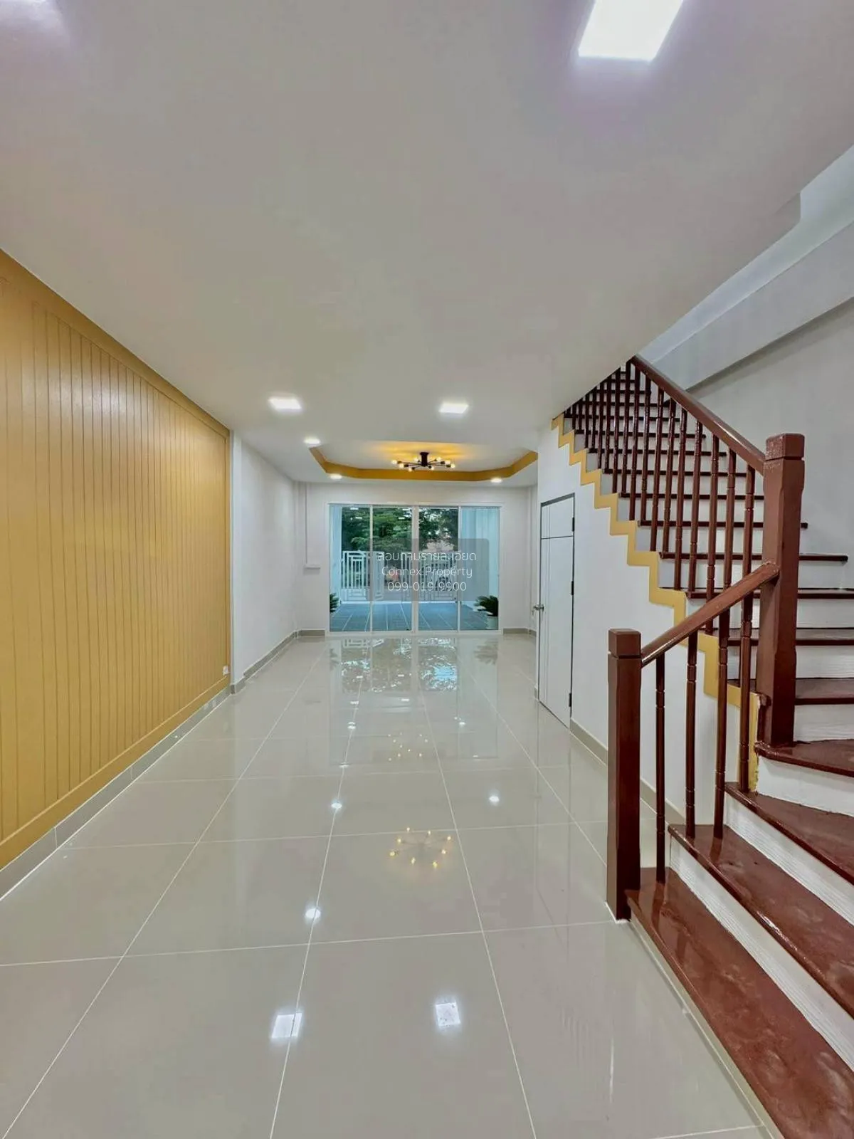 ขายทาวน์เฮ้าส์/ทาวน์โฮม  ปิยวรารมย์ 2 รีโนเวทใหม่ ไทรน้อย ไทรน้อย