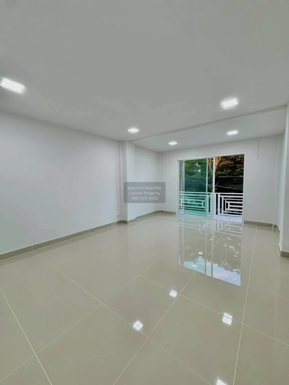 ขายทาวน์เฮ้าส์/ทาวน์โฮม  ปิยวรารมย์ 2 รีโนเวทใหม่ ไทรน้อย ไทรน้อย