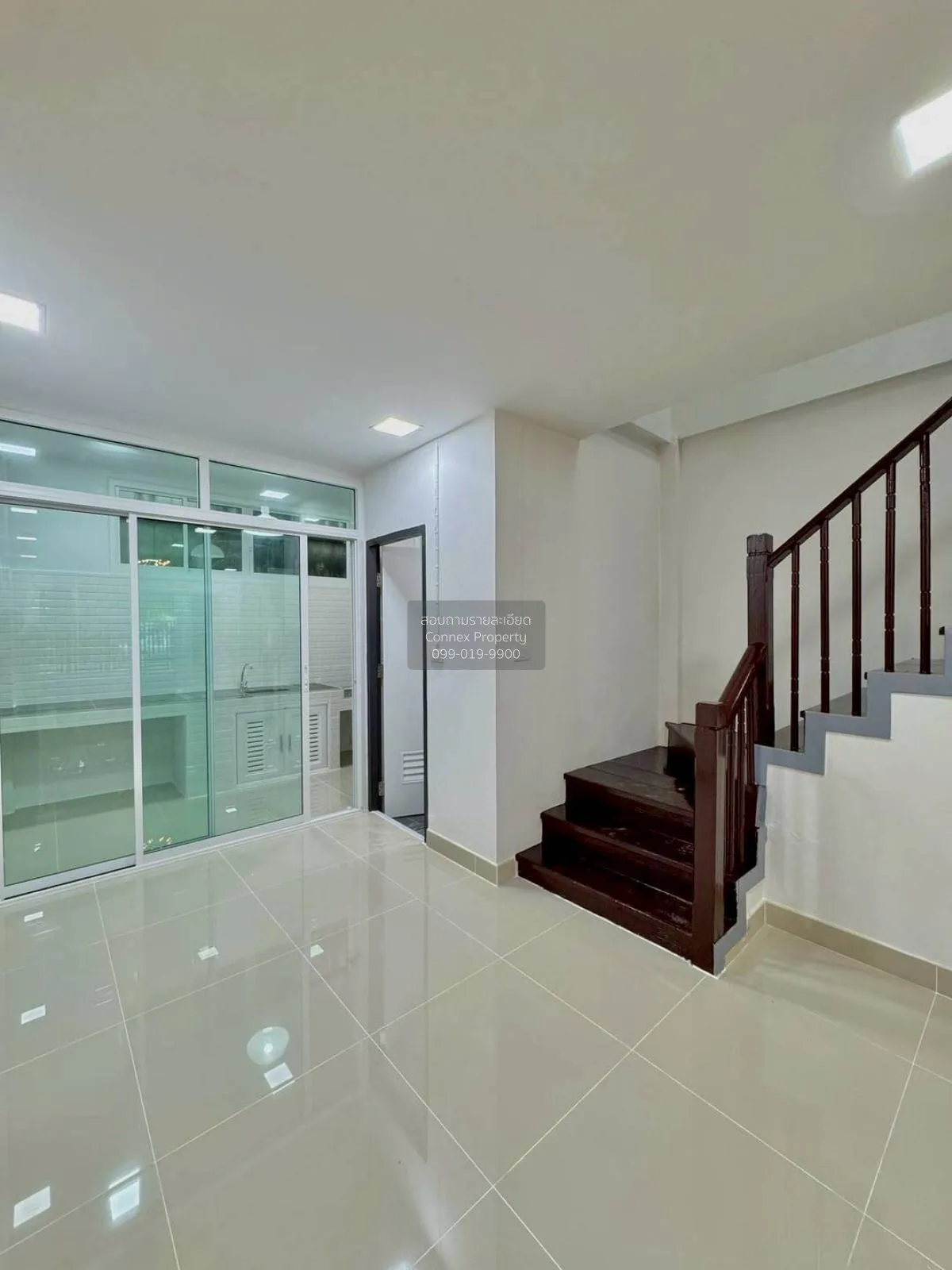 ขายทาวน์เฮ้าส์/ทาวน์โฮม  ปิยวรารมย์ 2 รีโนเวทใหม่ ไทรน้อย ไทรน้อย