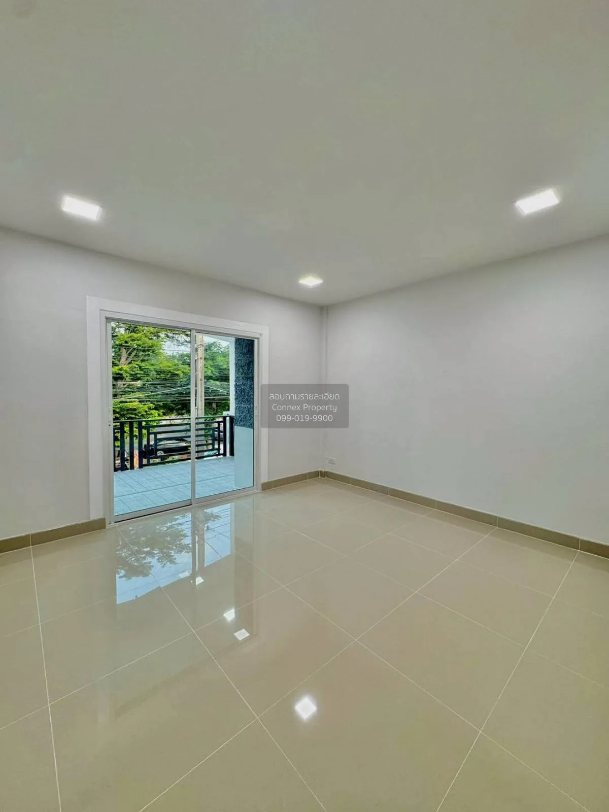 ขายทาวน์เฮ้าส์/ทาวน์โฮม  ปิยวรารมย์ 2 รีโนเวทใหม่ ไทรน้อย ไทรน้อย