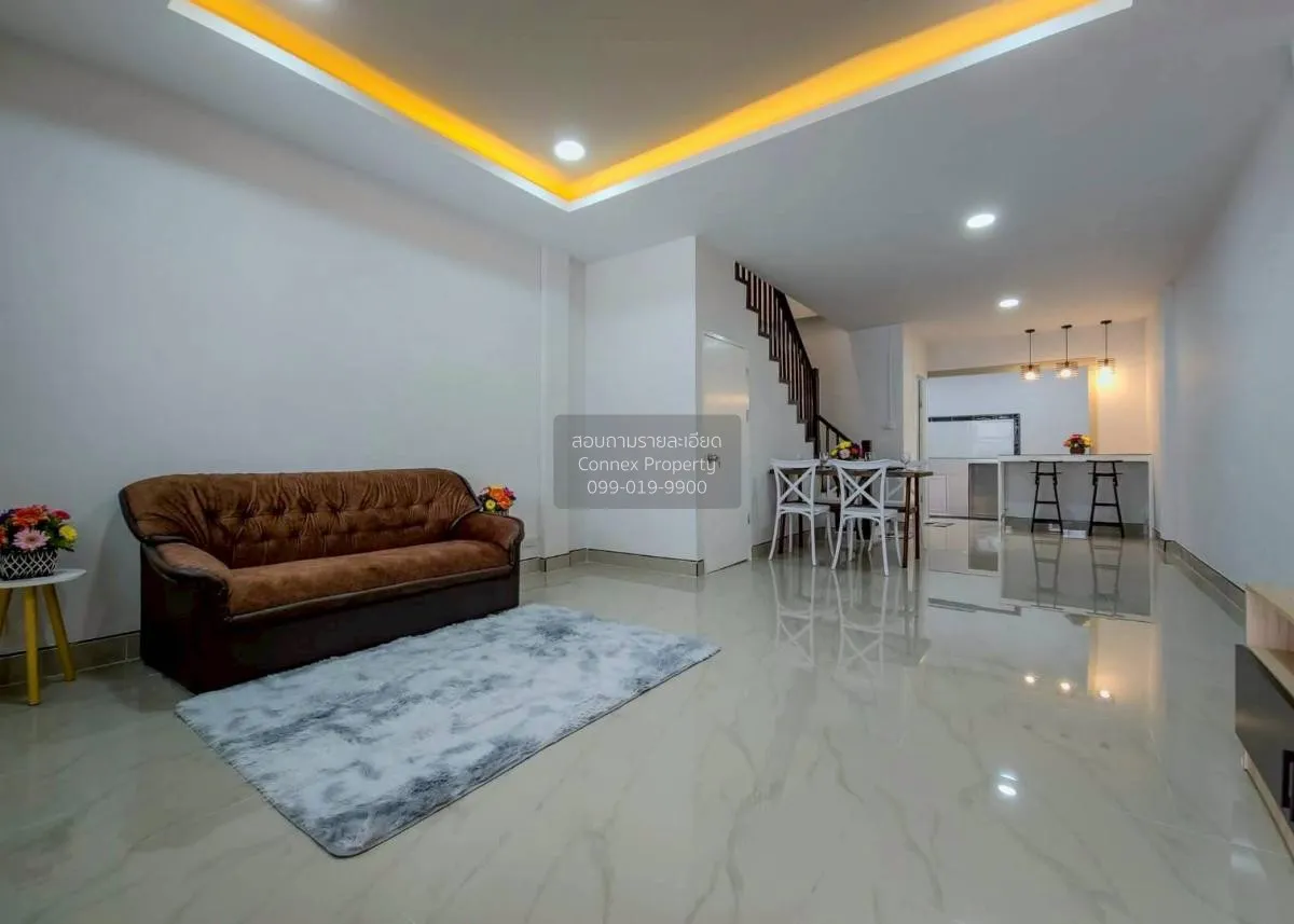 For Sale Townhouse/Townhome  , Baan Piya Wararom 3  , newly renov