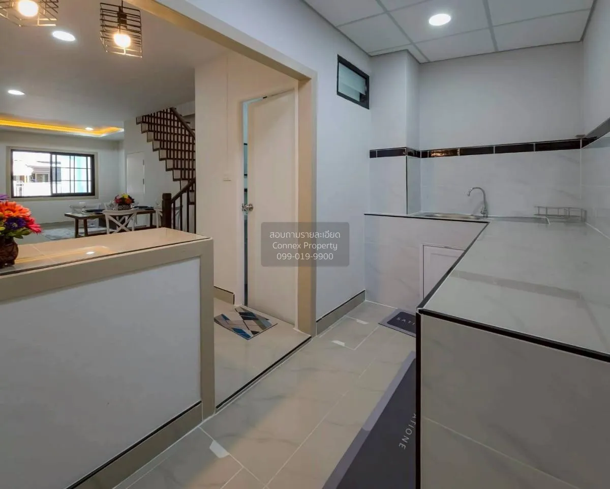 For Sale Townhouse/Townhome  , Baan Piya Wararom 3  , newly renov