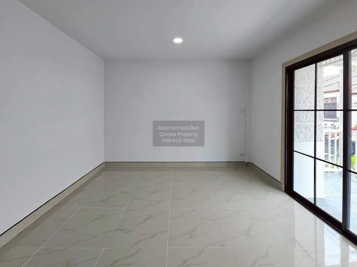 For Sale Townhouse/Townhome  , Baan Piya Wararom 3  , newly renov