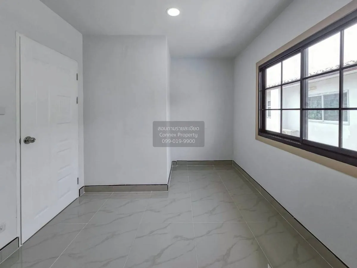 For Sale Townhouse/Townhome  , Baan Piya Wararom 3  , newly renov