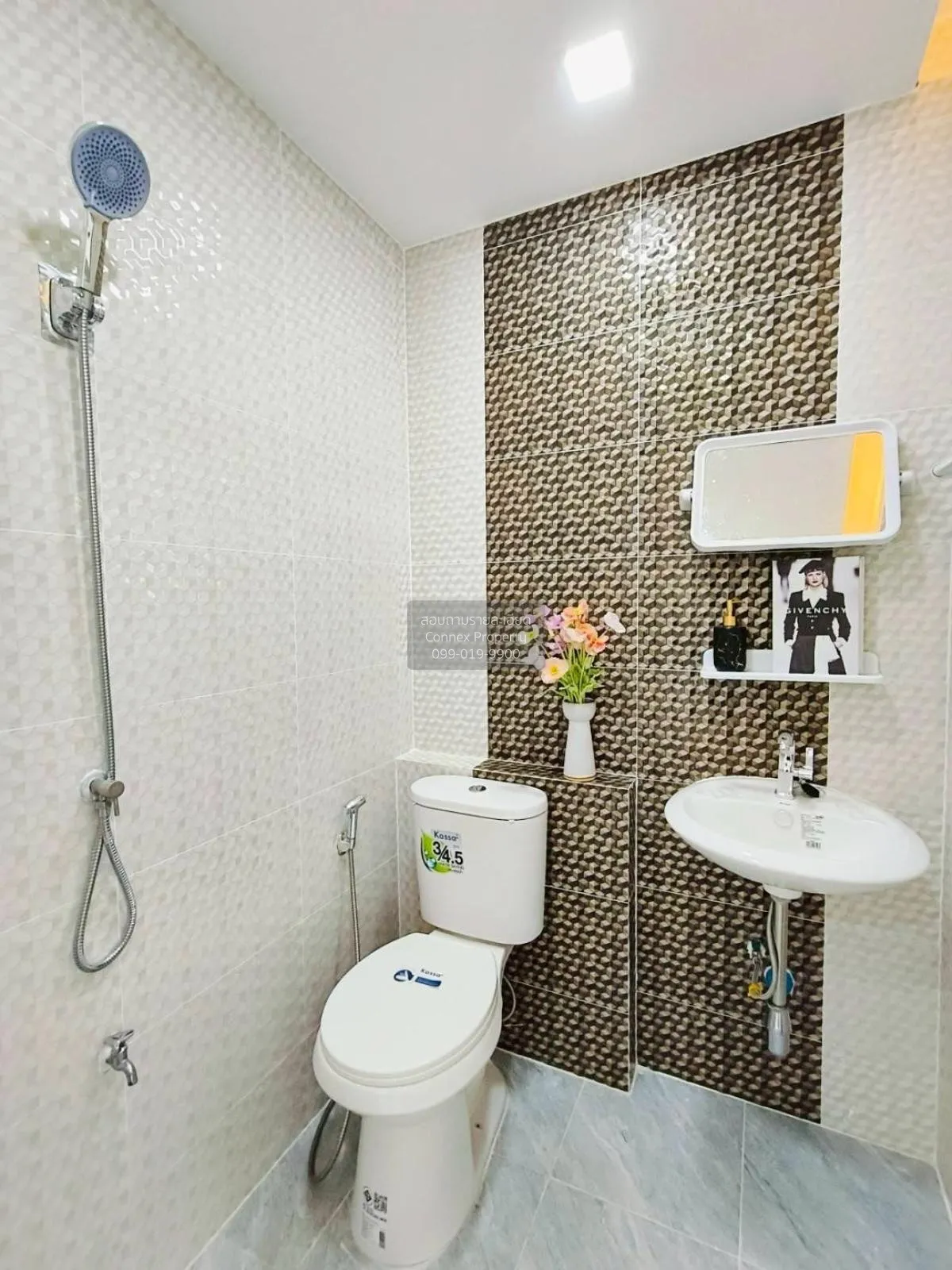 For Sale Townhouse/Townhome  , Baan Poonsin Thani 3 , Khlong Song