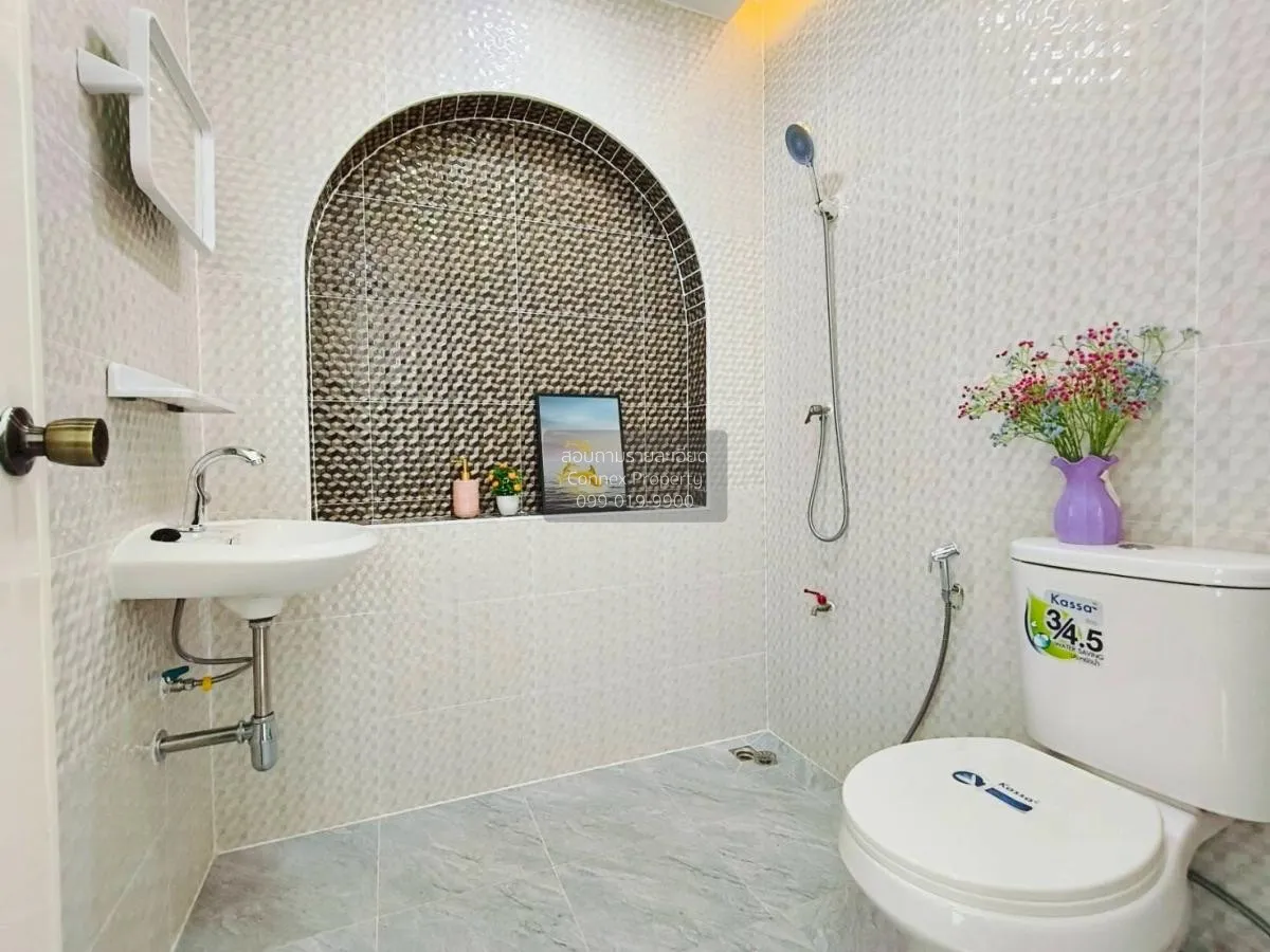 For Sale Townhouse/Townhome  , Baan Poonsin Thani 3 , Khlong Song