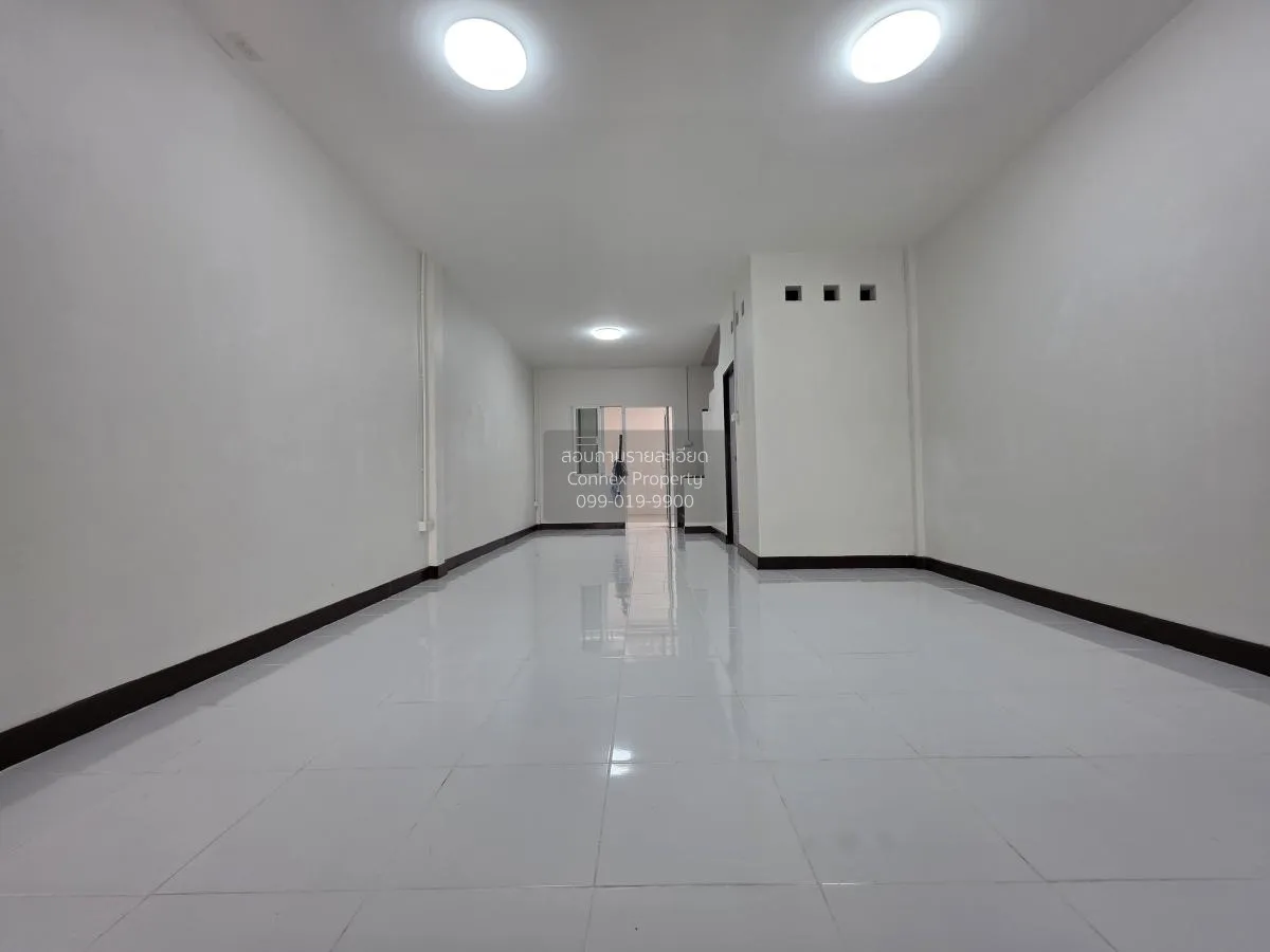 For Sale Townhouse/Townhome  , Baan Rom Ngao Mai , newly renovate