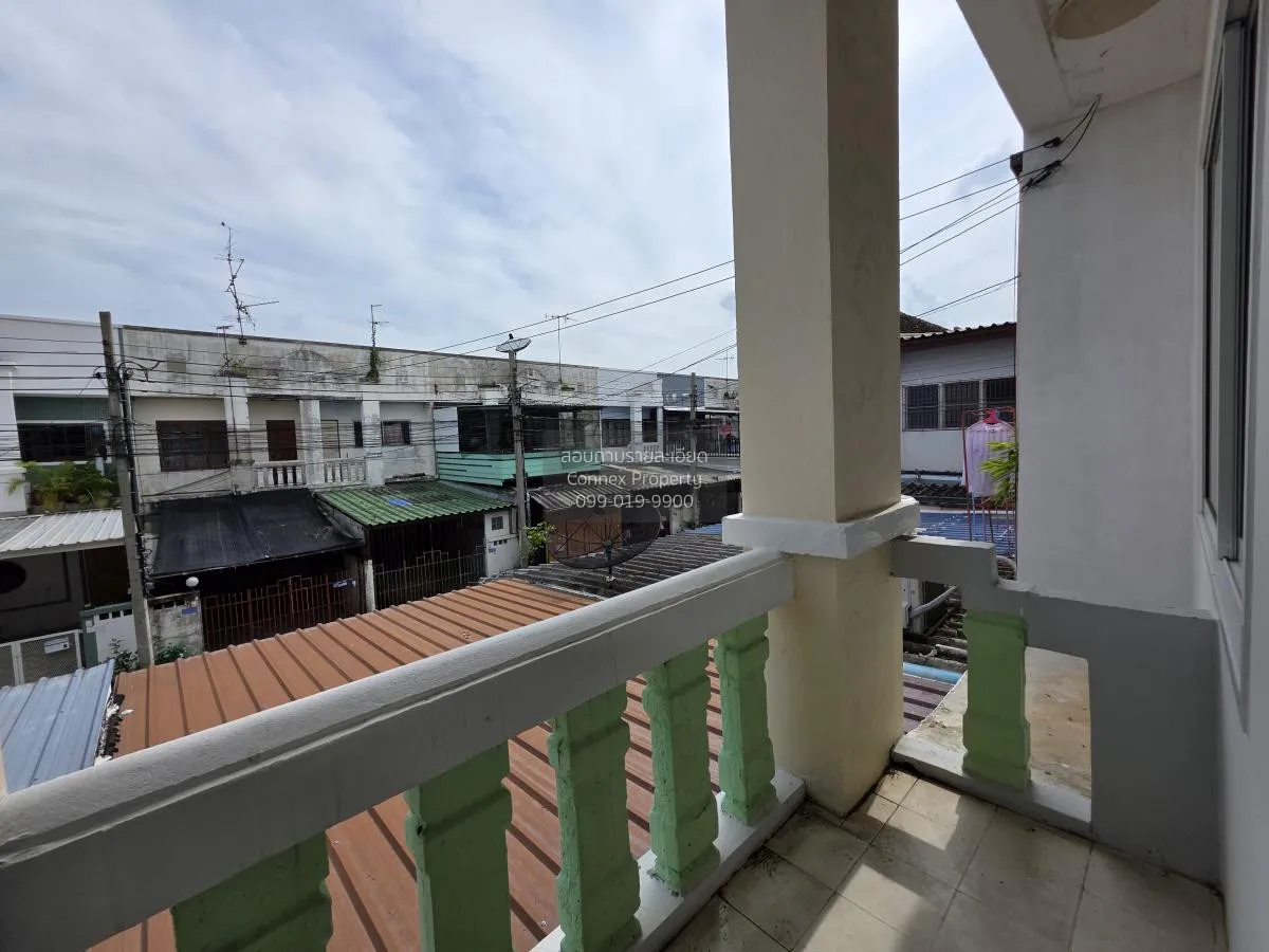 For Sale Townhouse/Townhome  , Baan Rom Ngao Mai , newly renovate