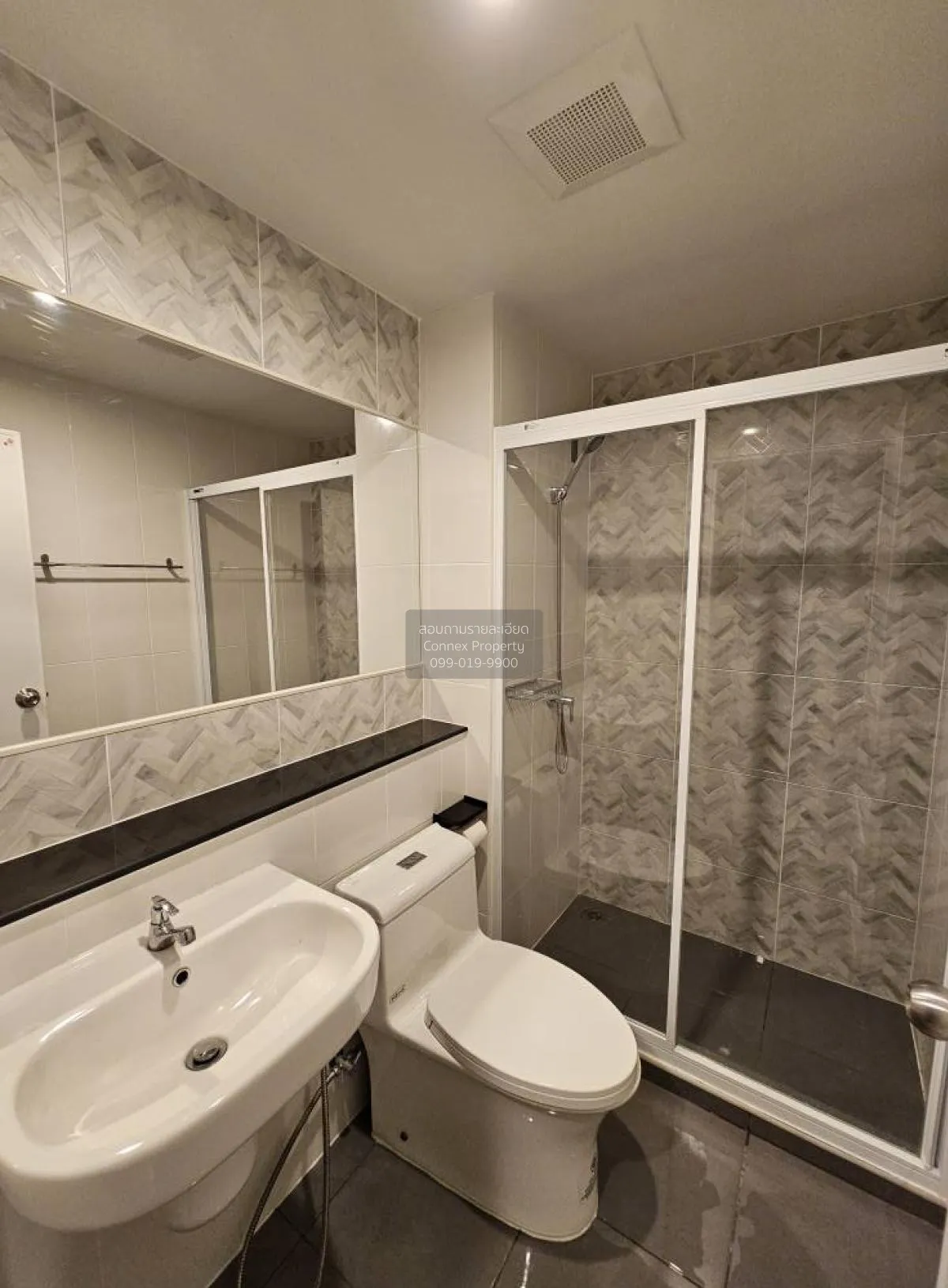 เช่าคอนโด  รีเจ้นท์ โฮม บางนา (โครงการใหม่) บางนา เขต บางนา กรุงเ