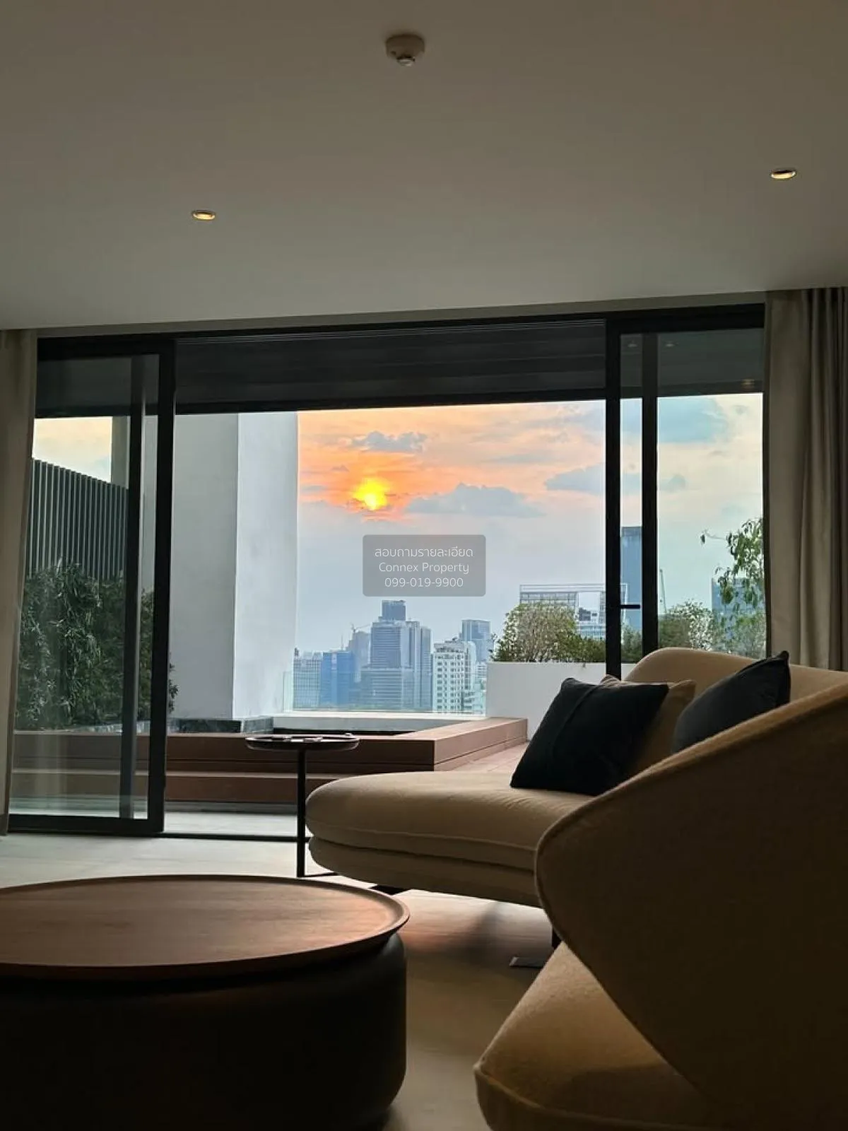 ขายคอนโด  คริสตัล การ์เด้น วิวสวย ชั้นสูง หน้ากว้าง รีโนเวทใหม่ B 1