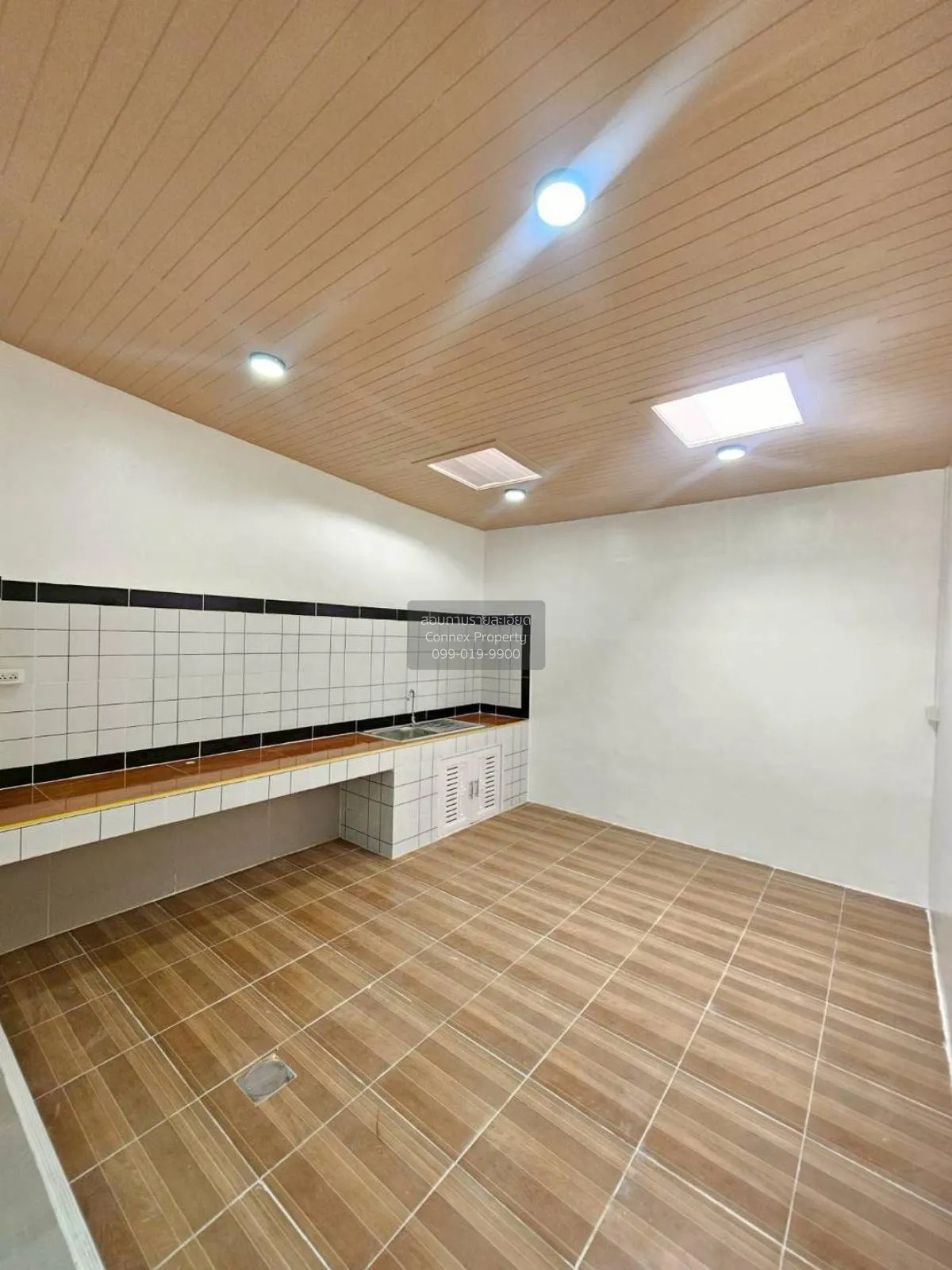 For Sale Townhouse/Townhome  , Baan Nunticha 4 , newly renovated 