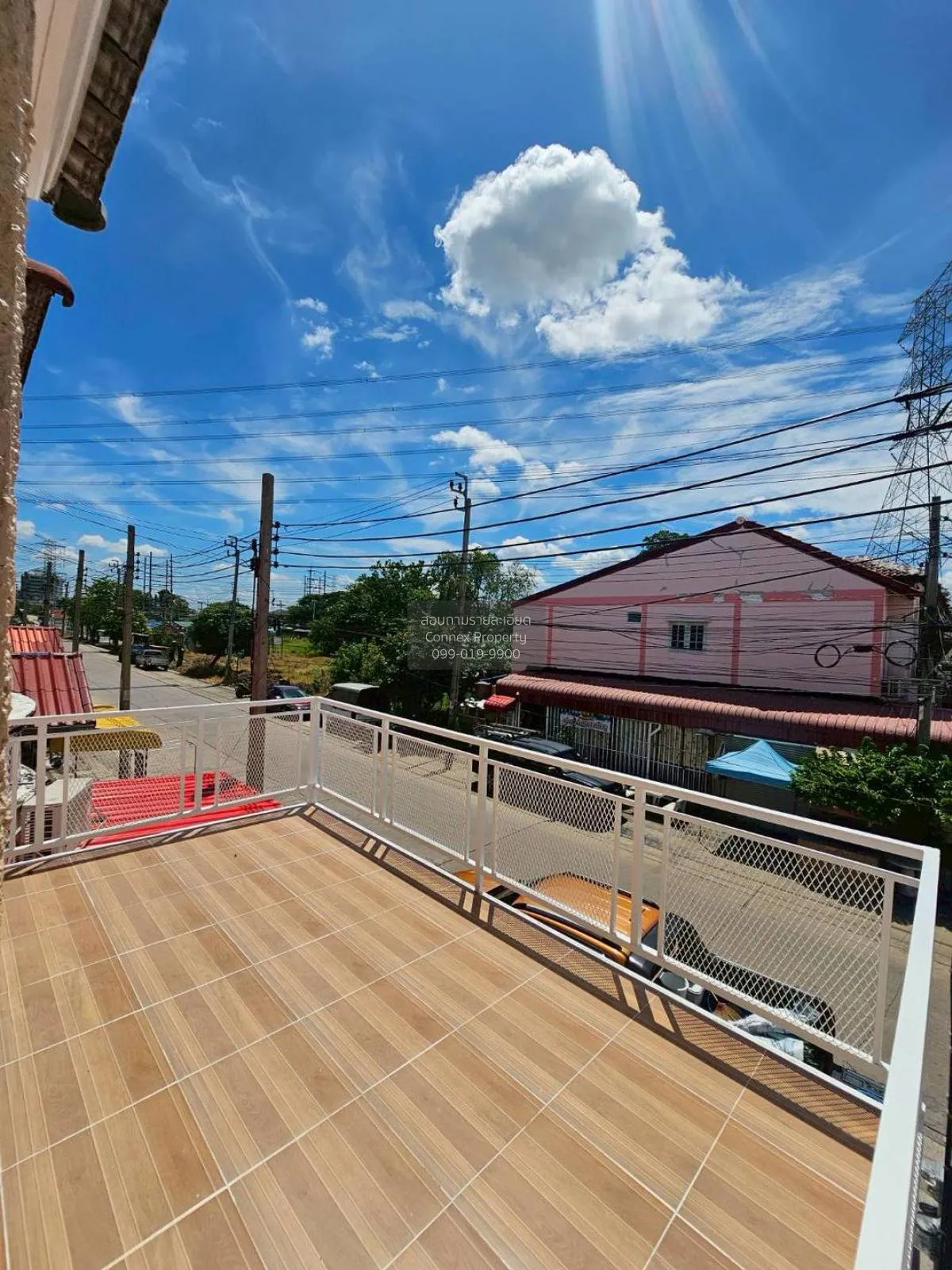 For Sale Townhouse/Townhome  , Baan Nunticha 4 , newly renovated 