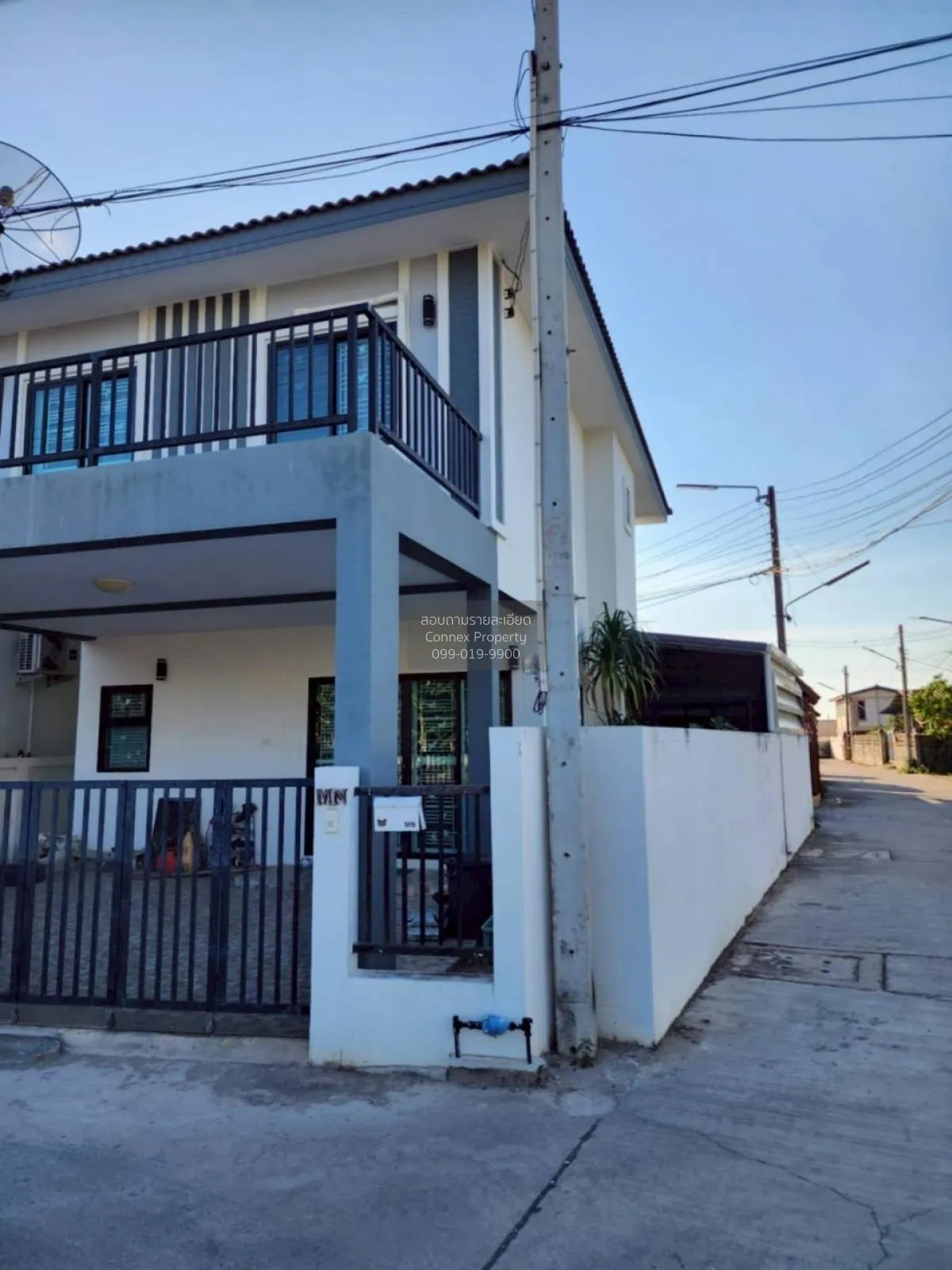 For Sale House , Baan Film , corner unit , Samet , Mueang Chon Bu 2