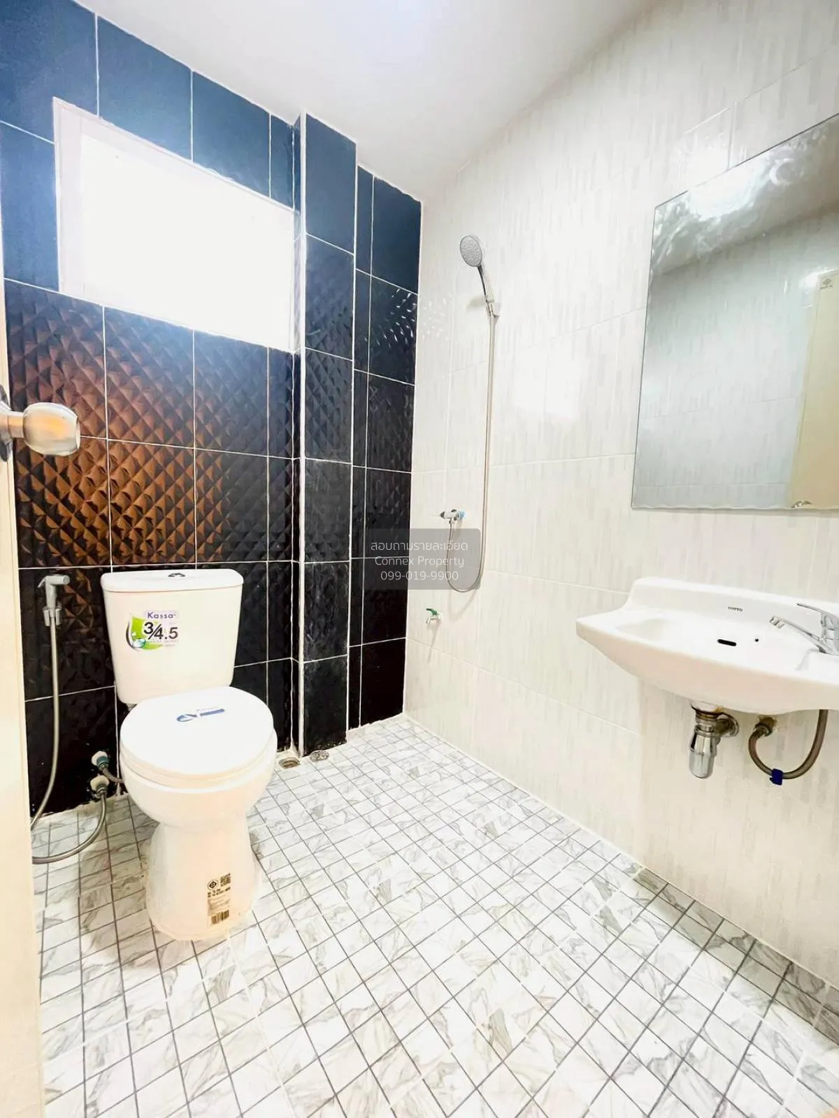 ขายทาวน์เฮ้าส์/ทาวน์โฮม  เอกลดา รีโนเวทใหม่ บางรักพัฒนา บางบัวทอง