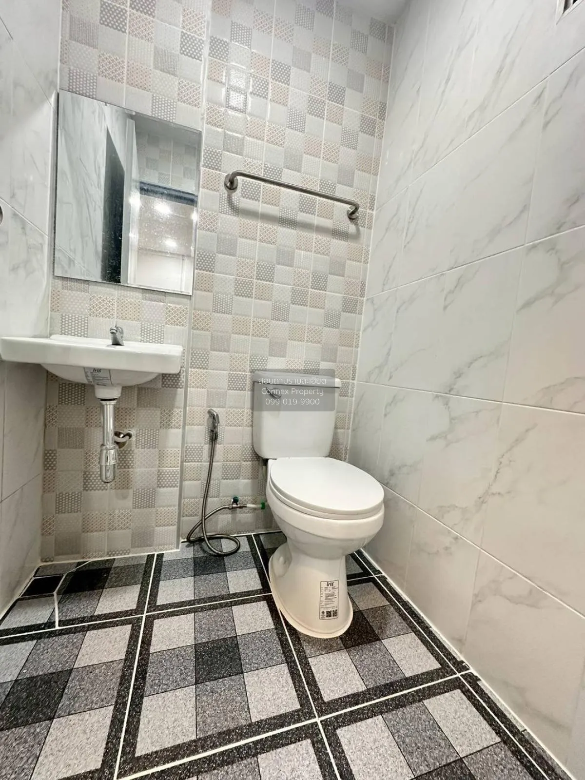 ขายทาวน์เฮ้าส์/ทาวน์โฮม  สวีทโฮม ปาร์ค บางบัวทอง รีโนเวทใหม่ บางบ