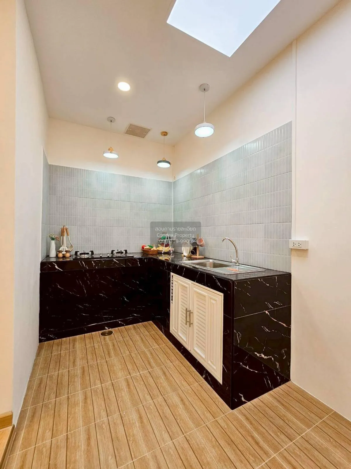 ขายทาวน์เฮ้าส์/ทาวน์โฮม  ทรัพย์วัฒนะ รีโนเวทใหม่ บางพูด ปากเกร็ด 