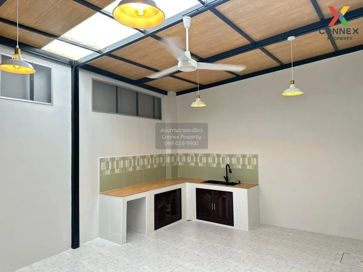 For Sale Townhouse/Townhome  , The Connect Onnut 2 , newly renova