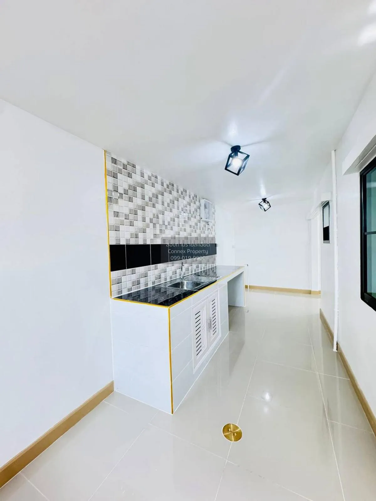 ขายทาวน์เฮ้าส์/ทาวน์โฮม  บ้านตะวันงาม ห้องมุม หน้ากว้าง รีโนเวทให