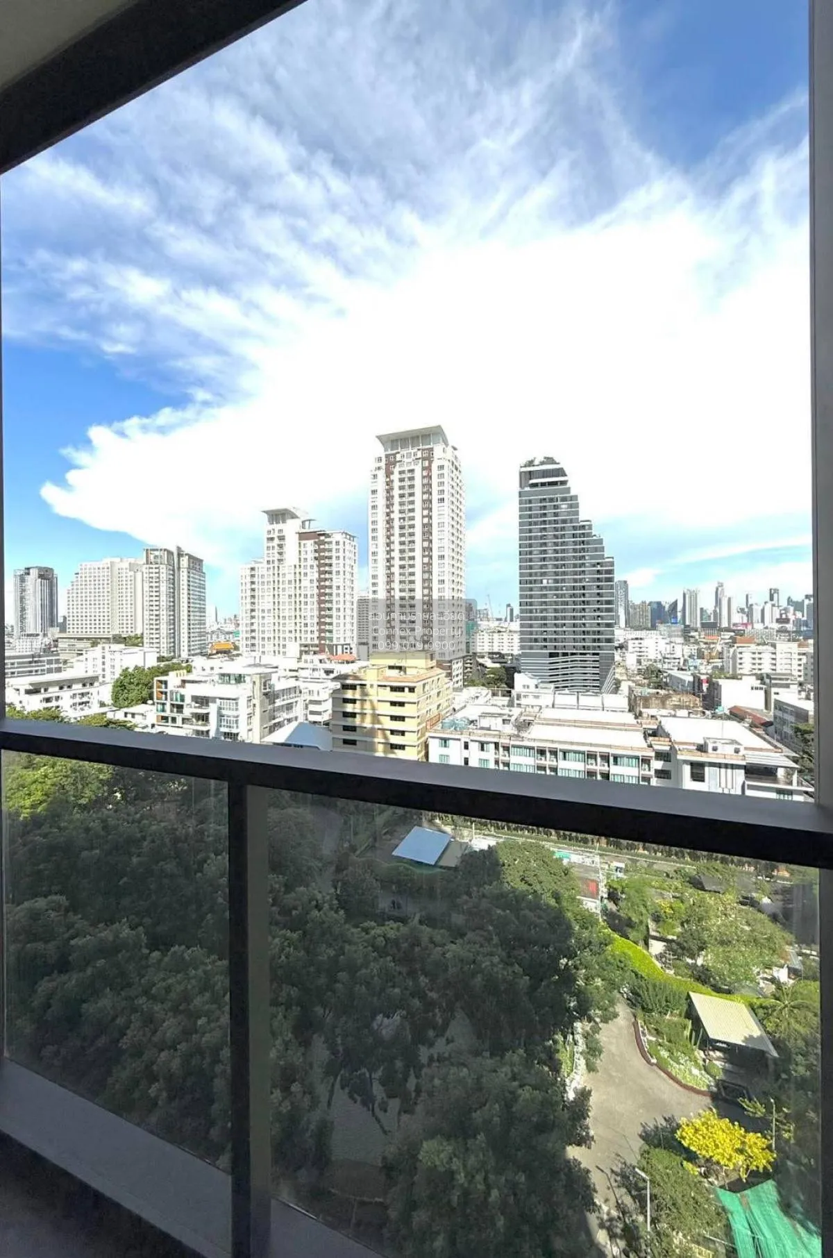 เช่าคอนโด  ดิ เอ็กซ์โทร พญาไท - รางน้ำ BTS-อนุสาวรีย์ชัยสมรภูมิ ถ