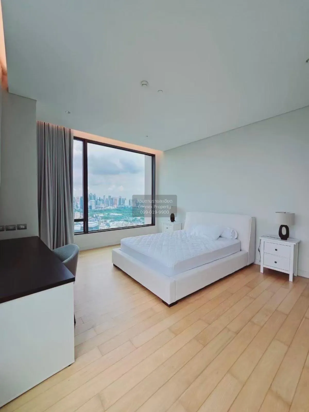 For Rent Condo , Sindhorn Residences , nice view , BTS-Chit Lom ,