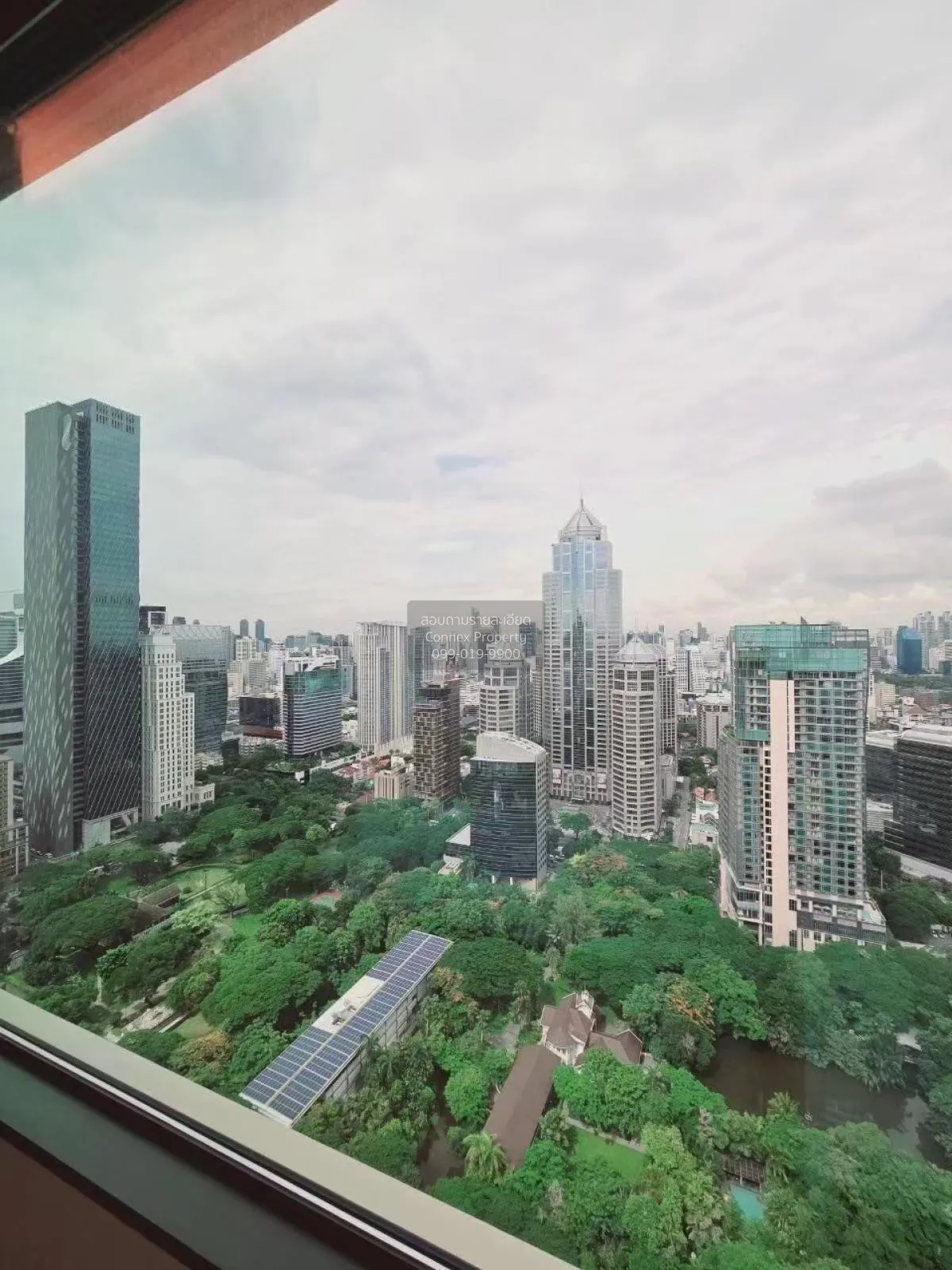 For Rent Condo , Sindhorn Residences , nice view , BTS-Chit Lom ,