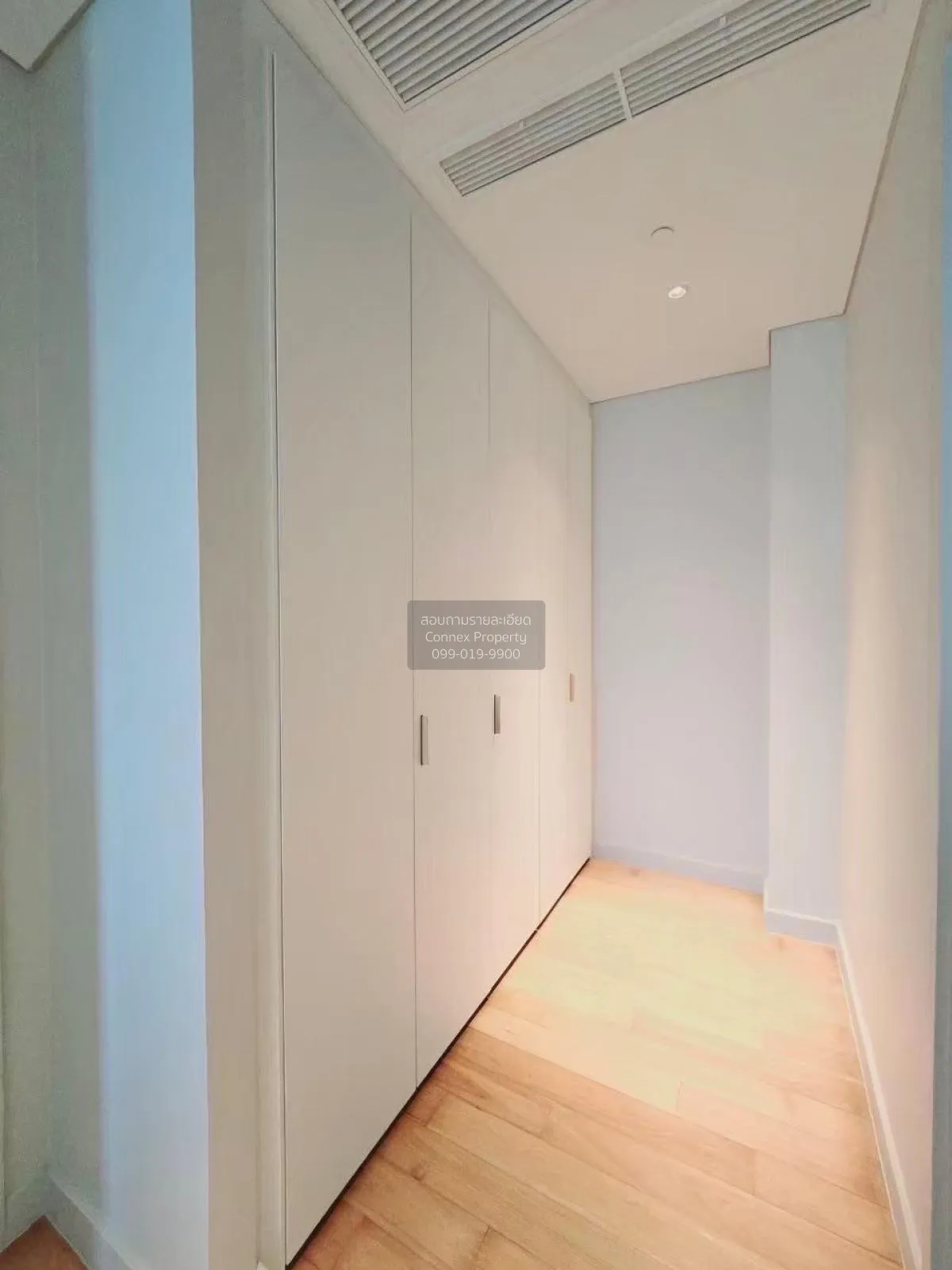 For Rent Condo , Sindhorn Residences , nice view , BTS-Chit Lom ,